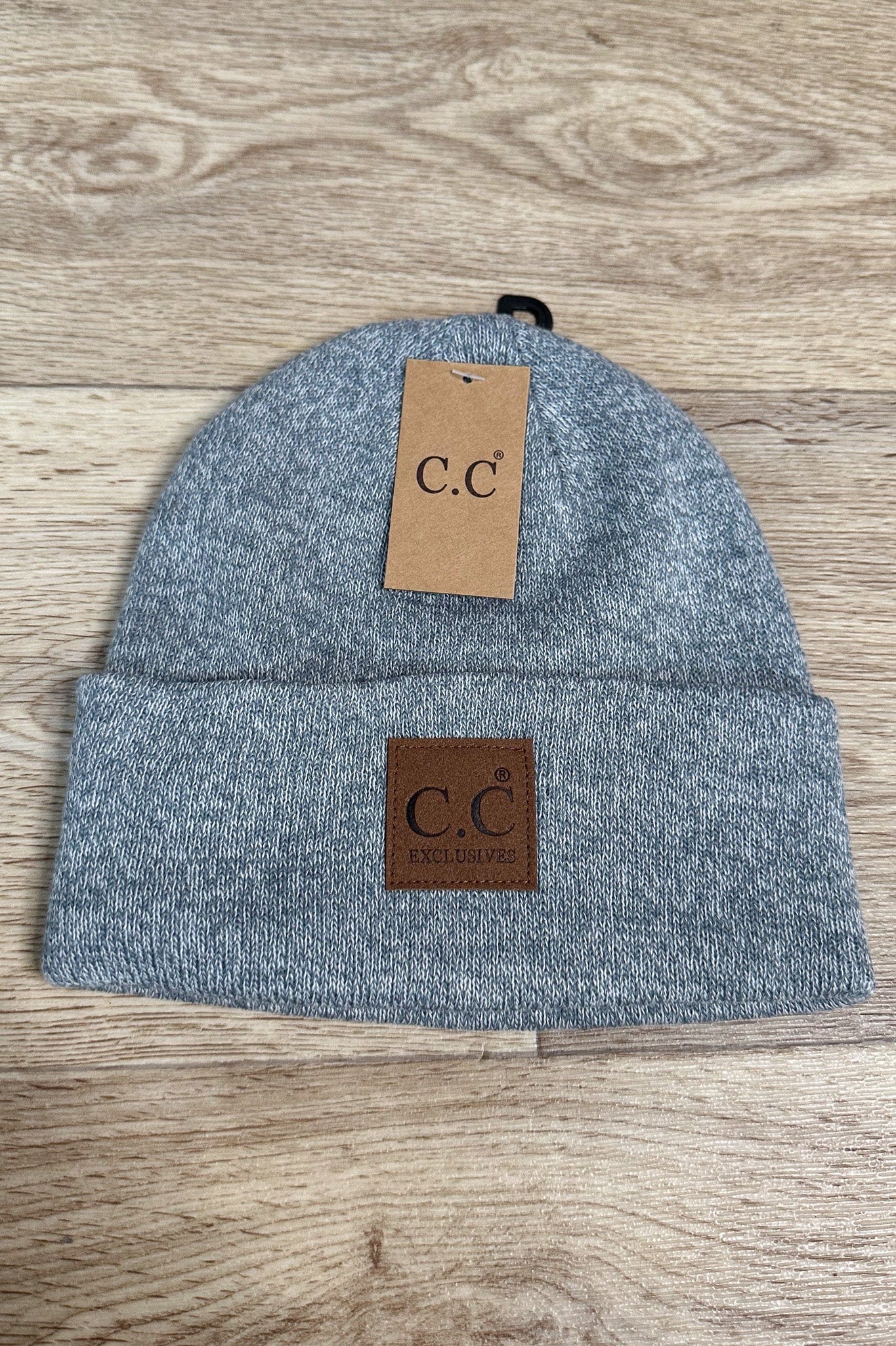 Classic Beanie w/Logo - Grey Mix
