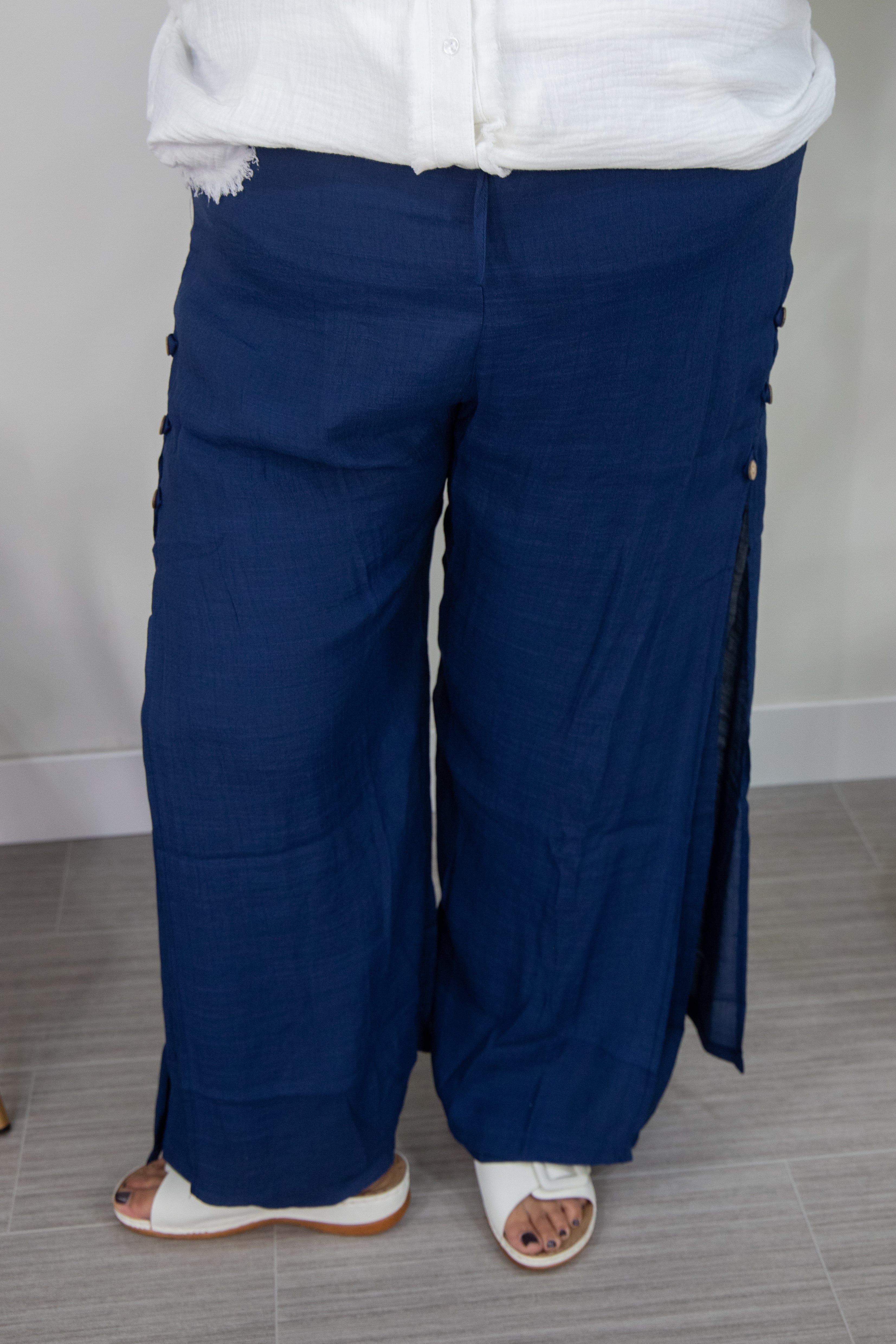 Navy Flowy Pant 