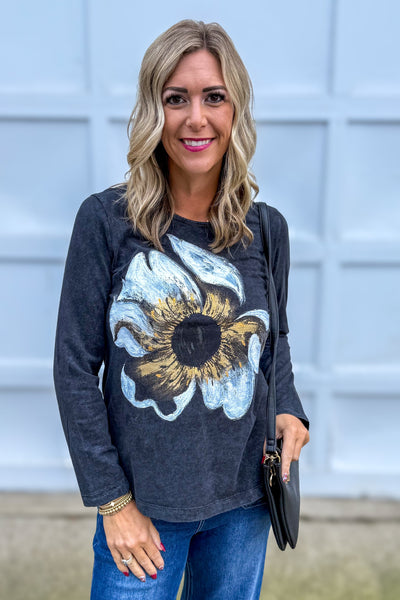 Black Big White Flower Top
