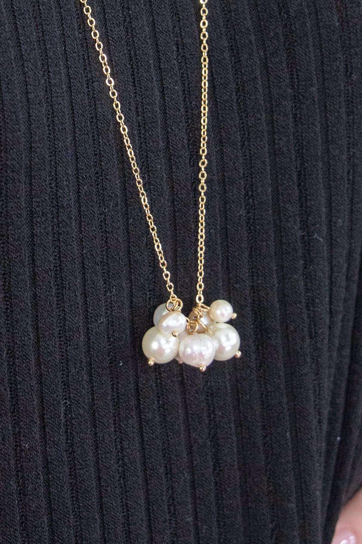 Freshwater Pearl Cluster Pendant detail