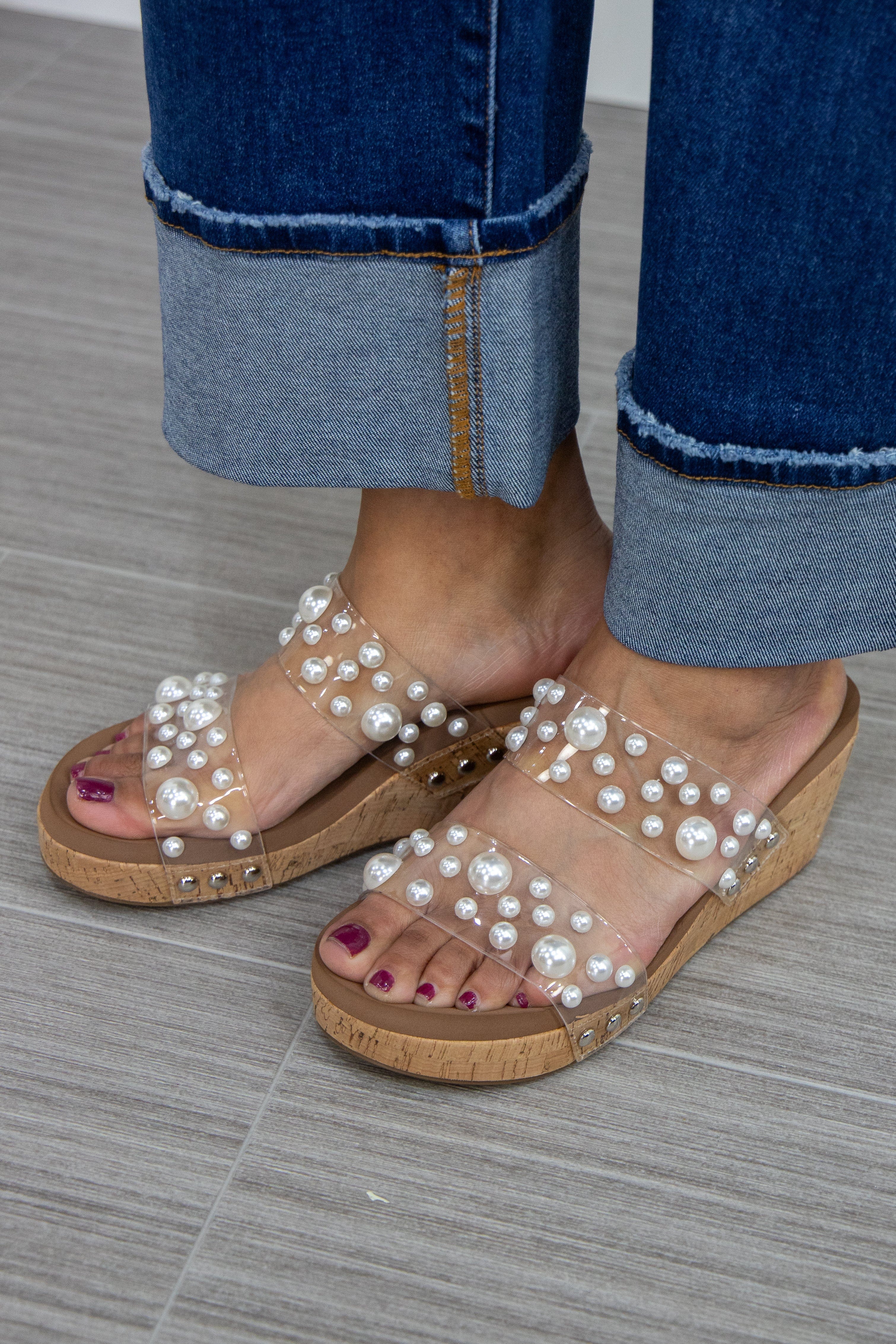 Pearl Clear Sangria Wedge
