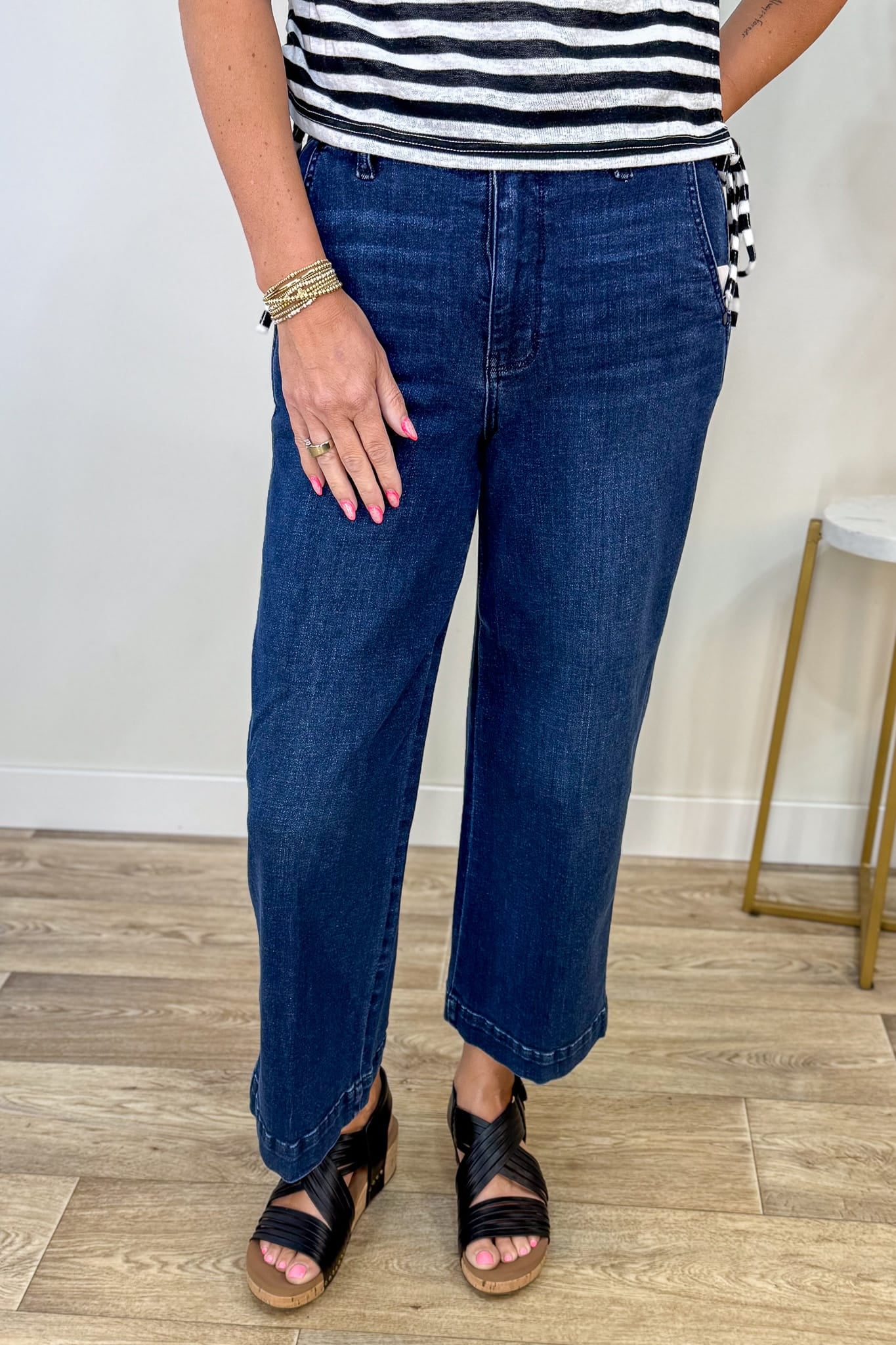 Dark High Waist Ankle Wide Trouser