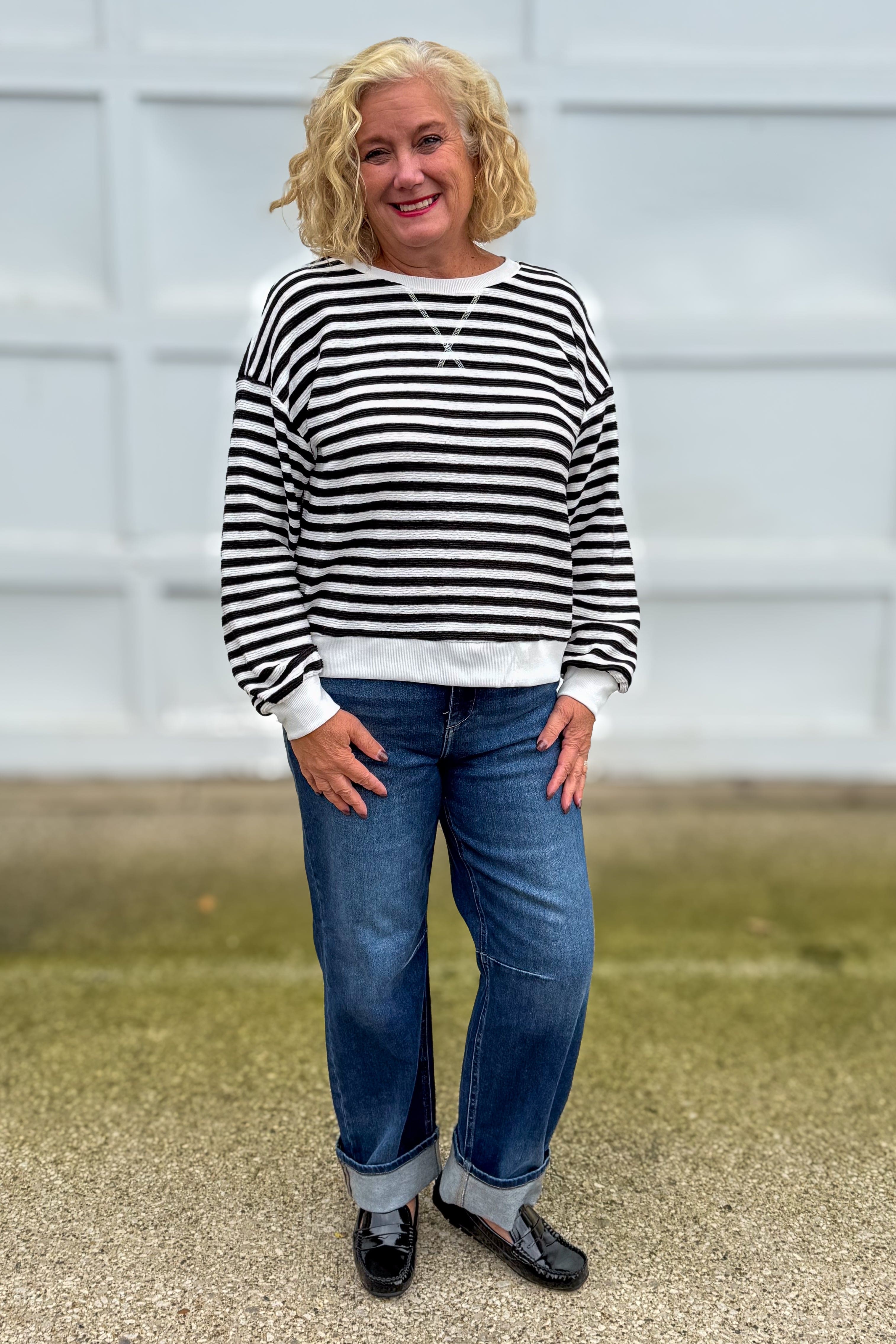 Dark Slouchy Cropped Barrel Jean