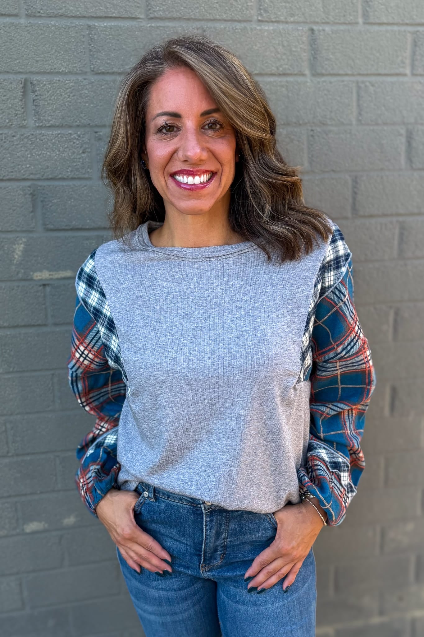 Grey Contrast Plaid Sleeve Top