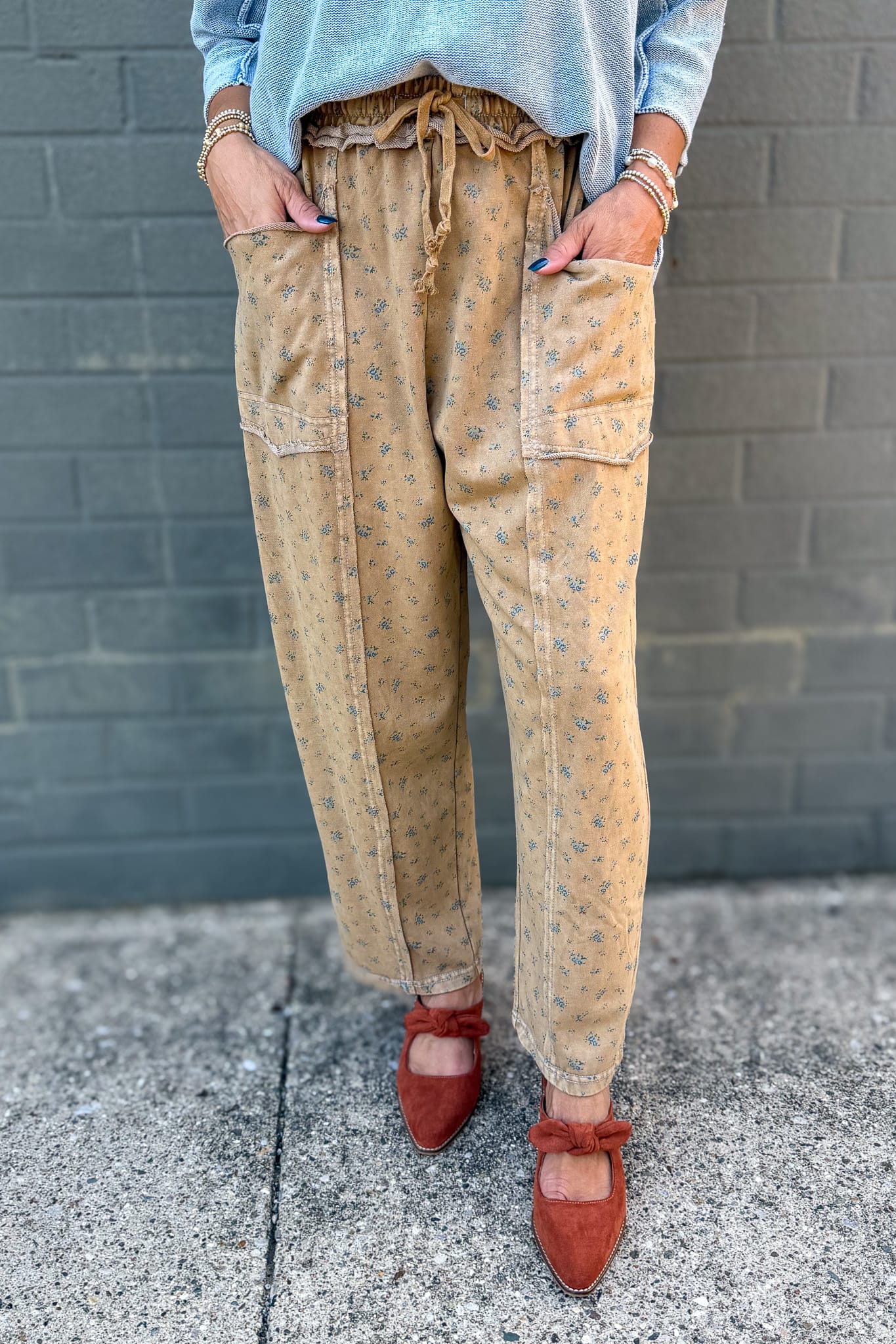Almond Ditsy Print Mineral Washed Pant