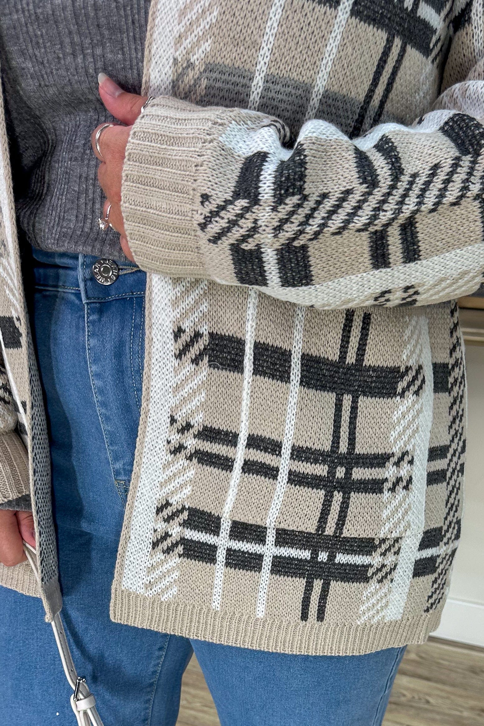 Beige & Grey Plaid Cardigan detail