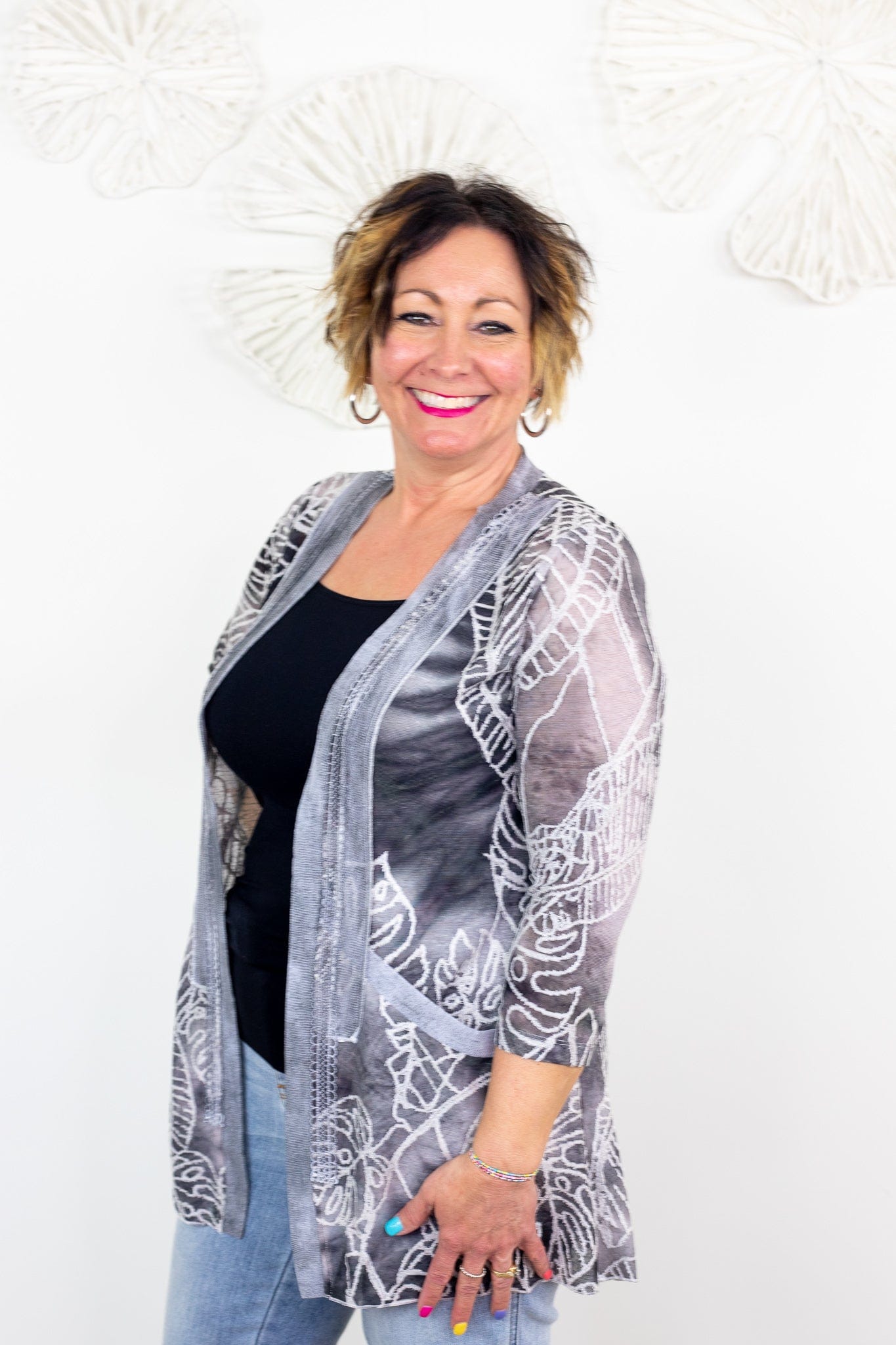 Black & Leaf Textured Cardigan