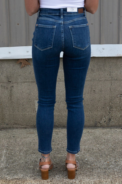 Highwaist Front Seam Slit Skinny Jean