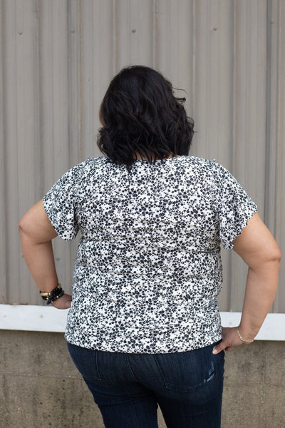 Black & White Best Loved Floral Top