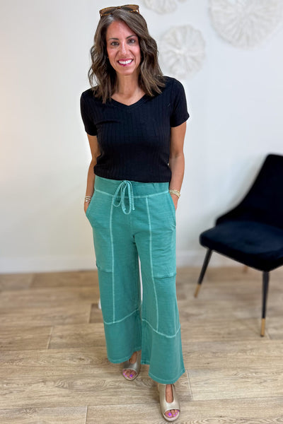 Black Ribbed V-Neck Short Sleeve Top