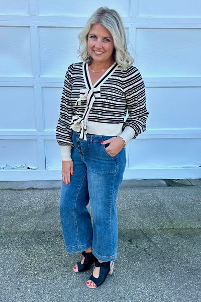 Black & Taupe Cropped Sweater styled