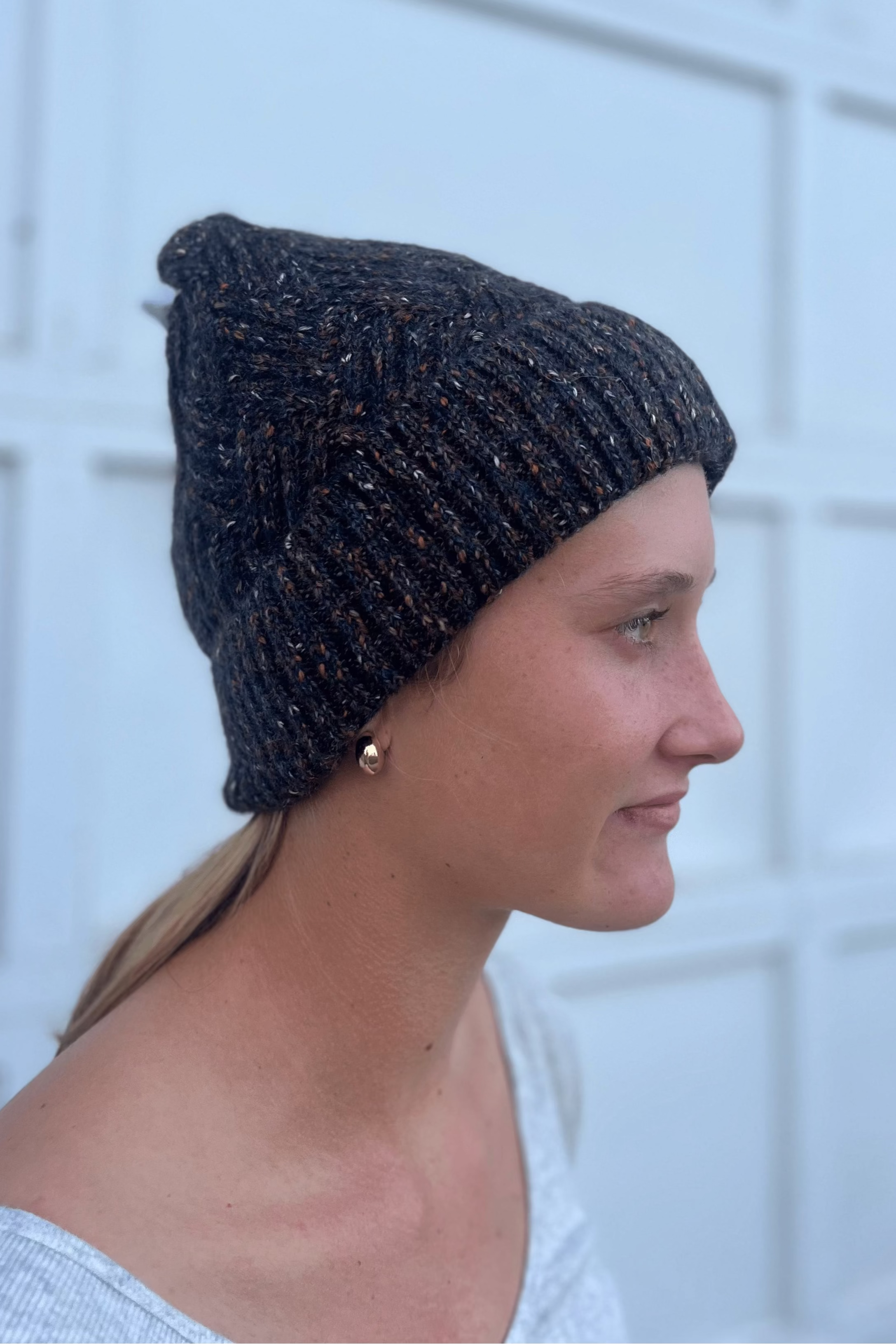 Black Textured Multi Yarn Beanie with Fur Lining