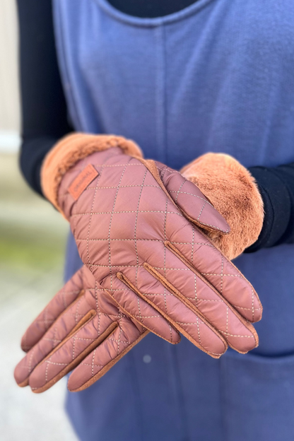 Camel Quilted Texture Faux Fur Cuff Glove