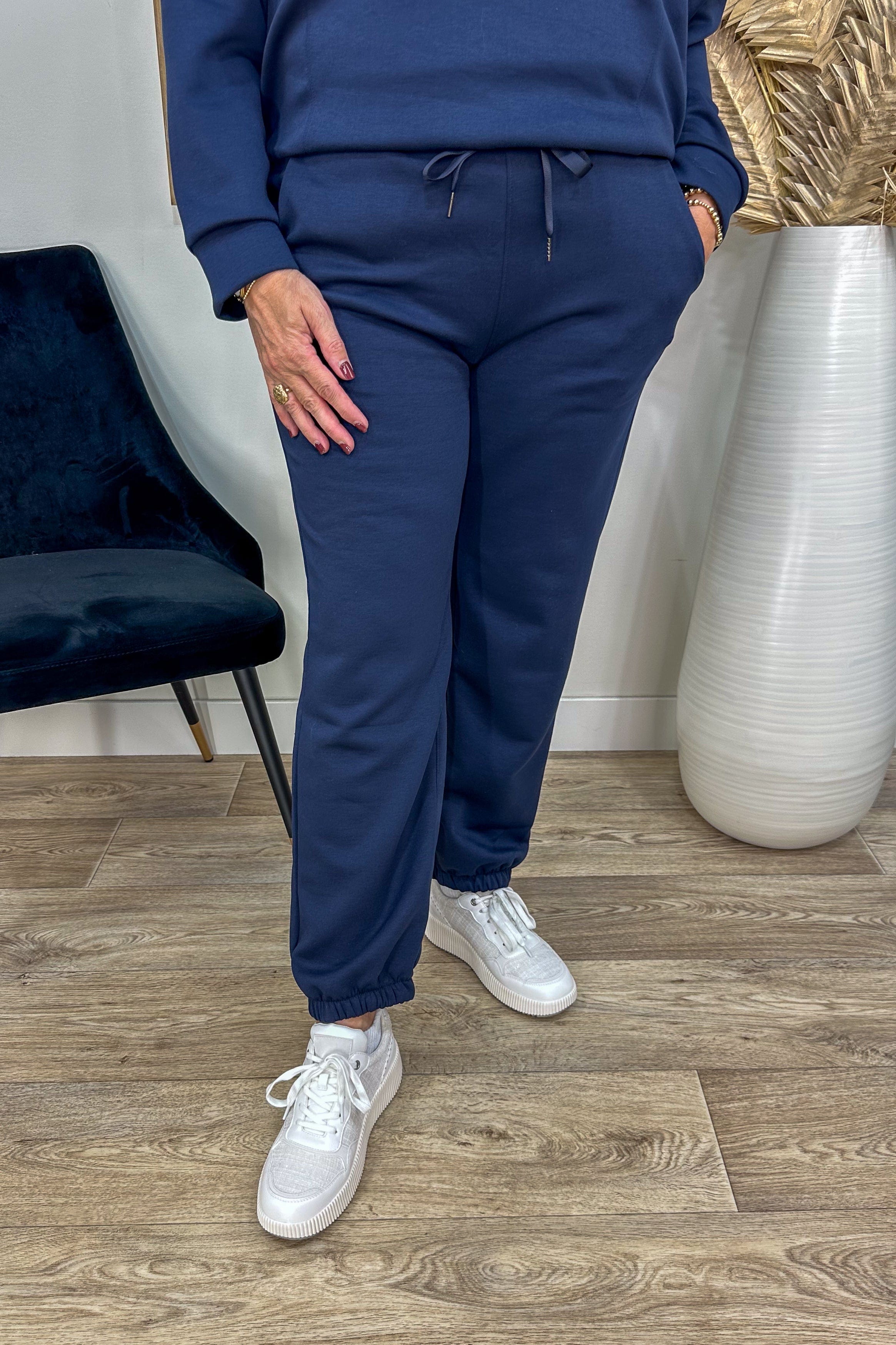 Navy Day Trip Jogger Pant