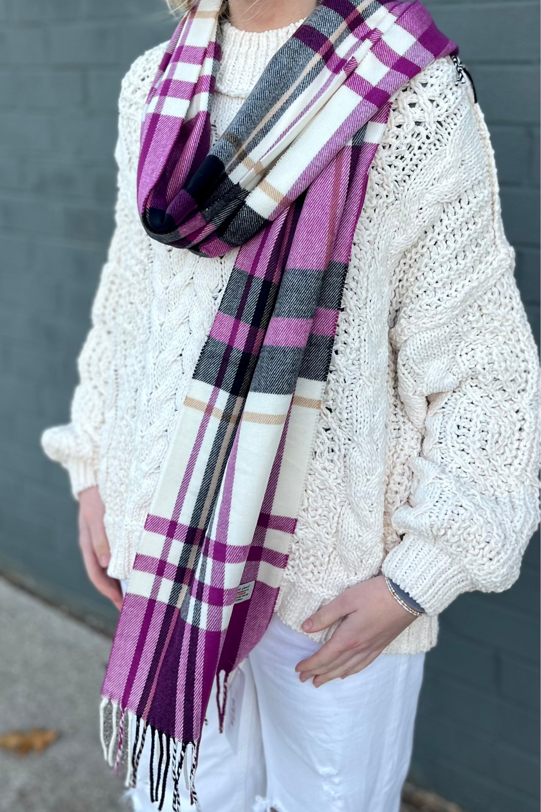 Mauve & Black Cashmere Feel Scarf