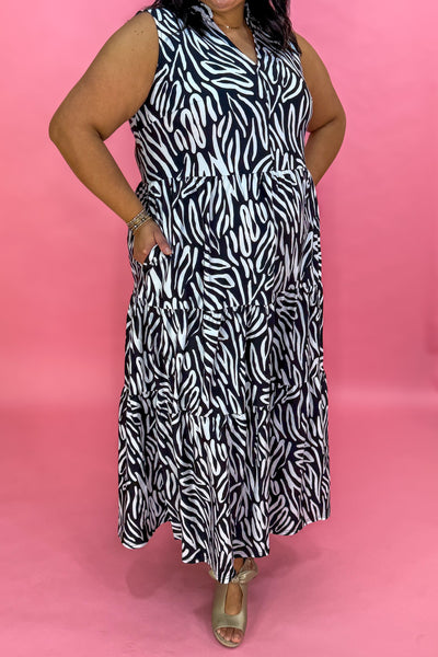 Black & White Wavy Print Sophia Tiered Maxi Dress
