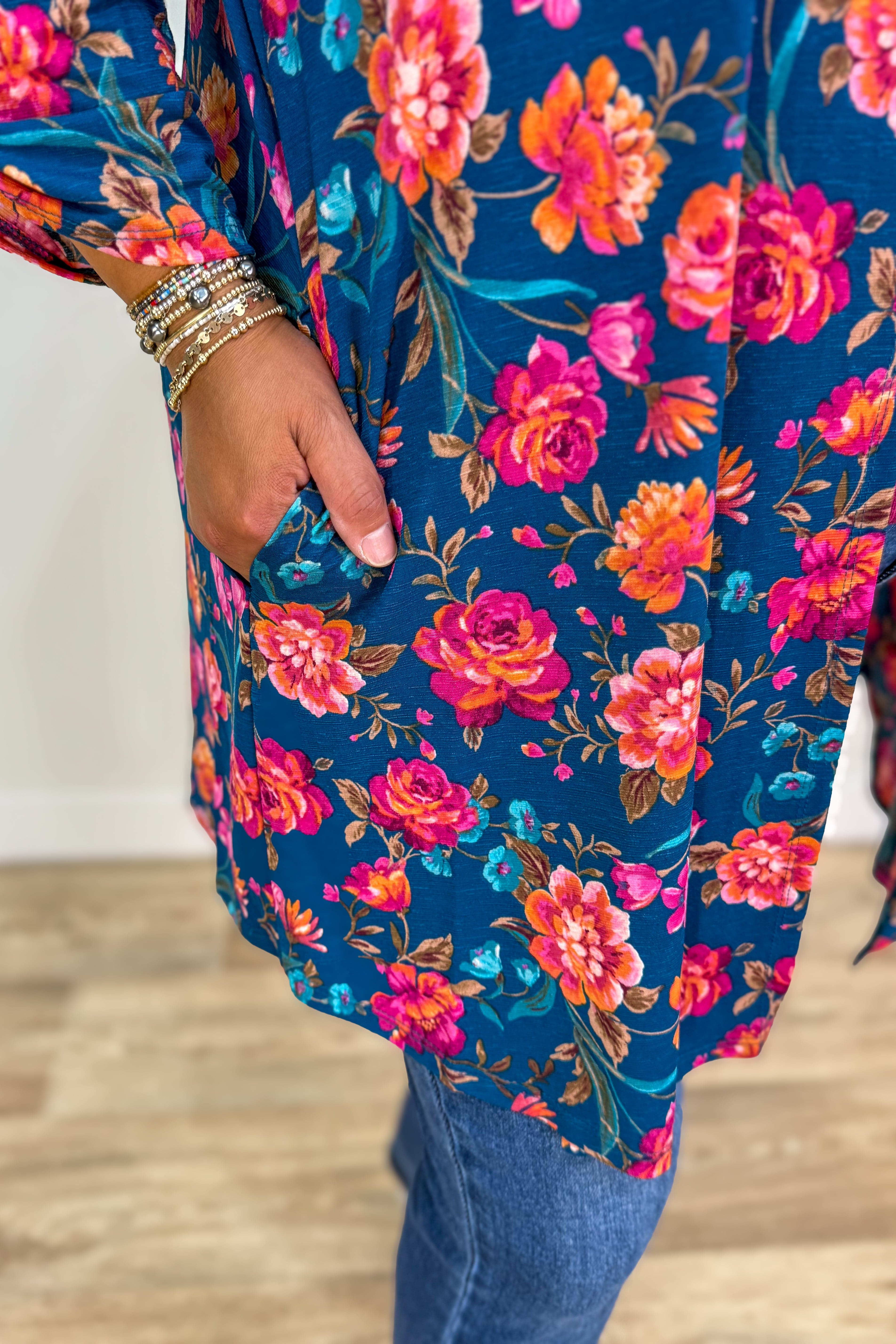 Teal Print Cardigan pocket detail