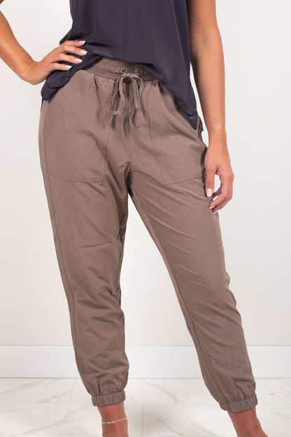 Mushroom Travel Stretch Jogger