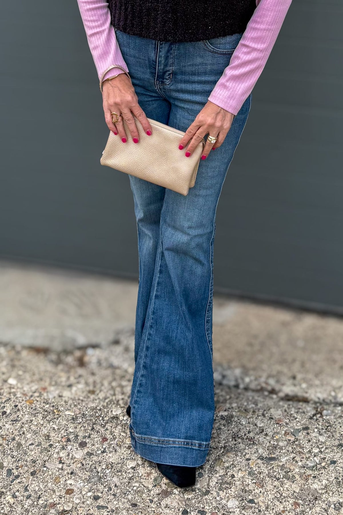 Medium High Waist Flare Denim-Regular