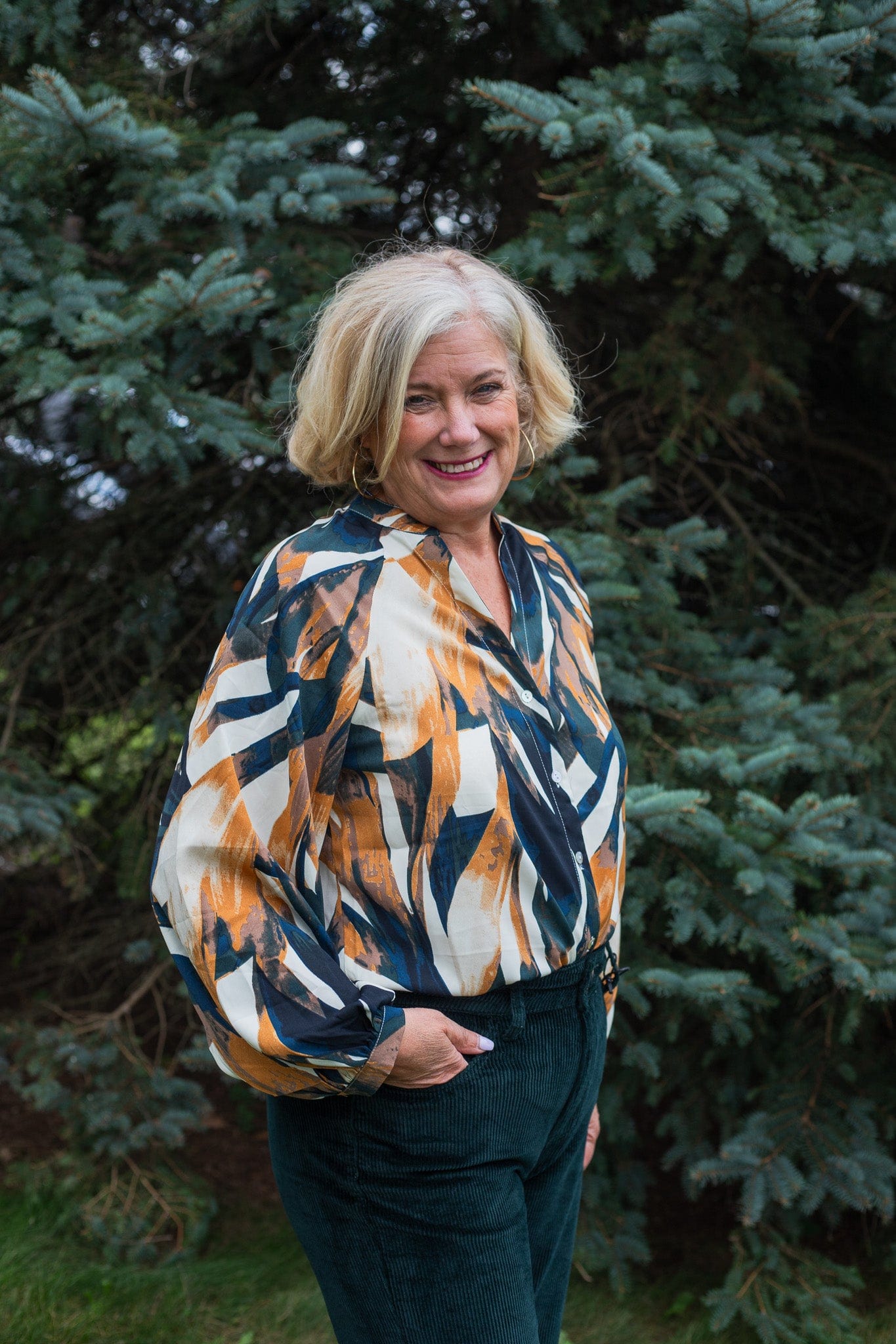 Abstract Blouse w/Balloon Sleeves