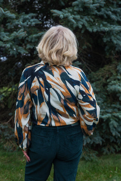 Abstract Blouse w/Balloon Sleeves