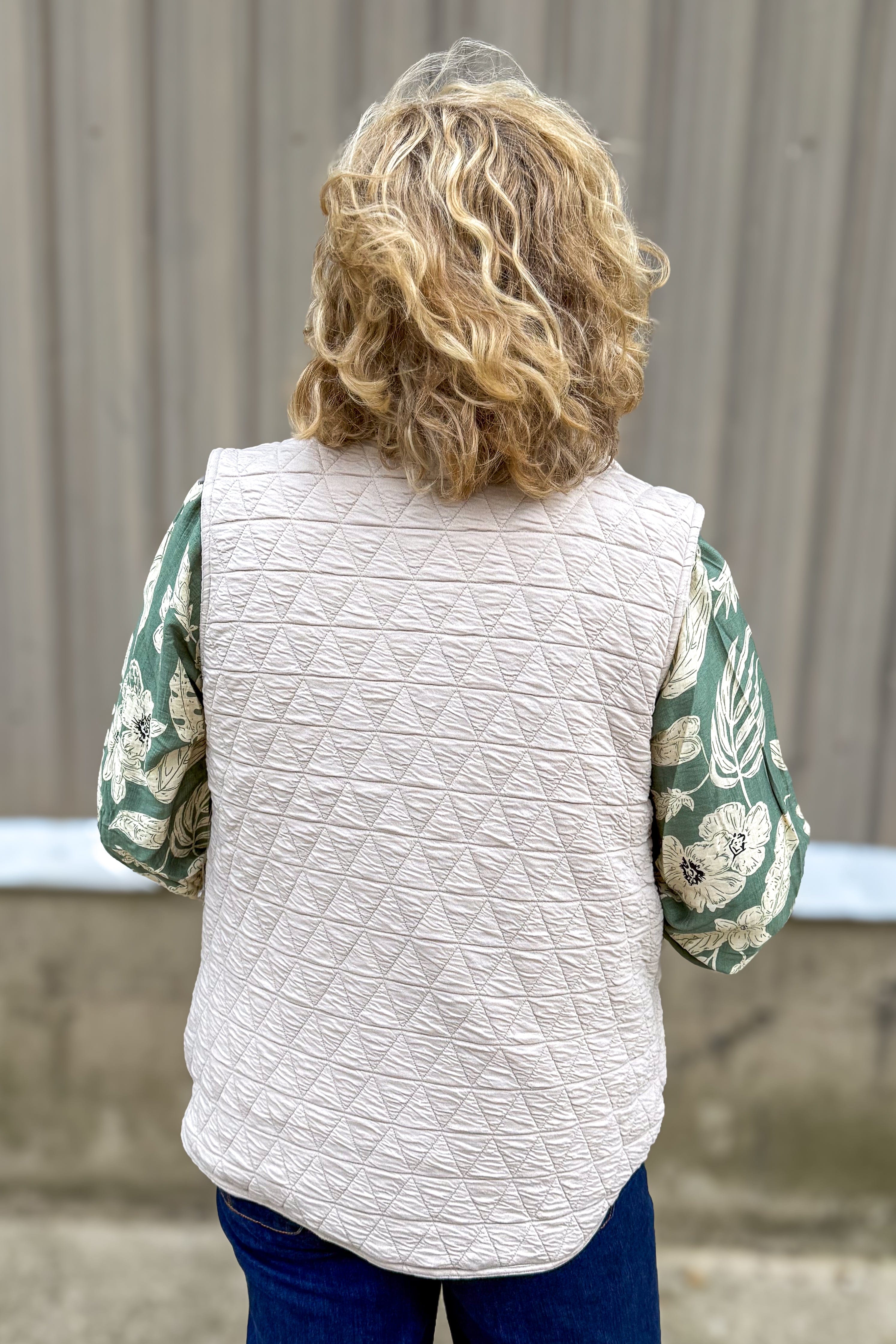 Oatmeal Polar Collar Quilted Vest