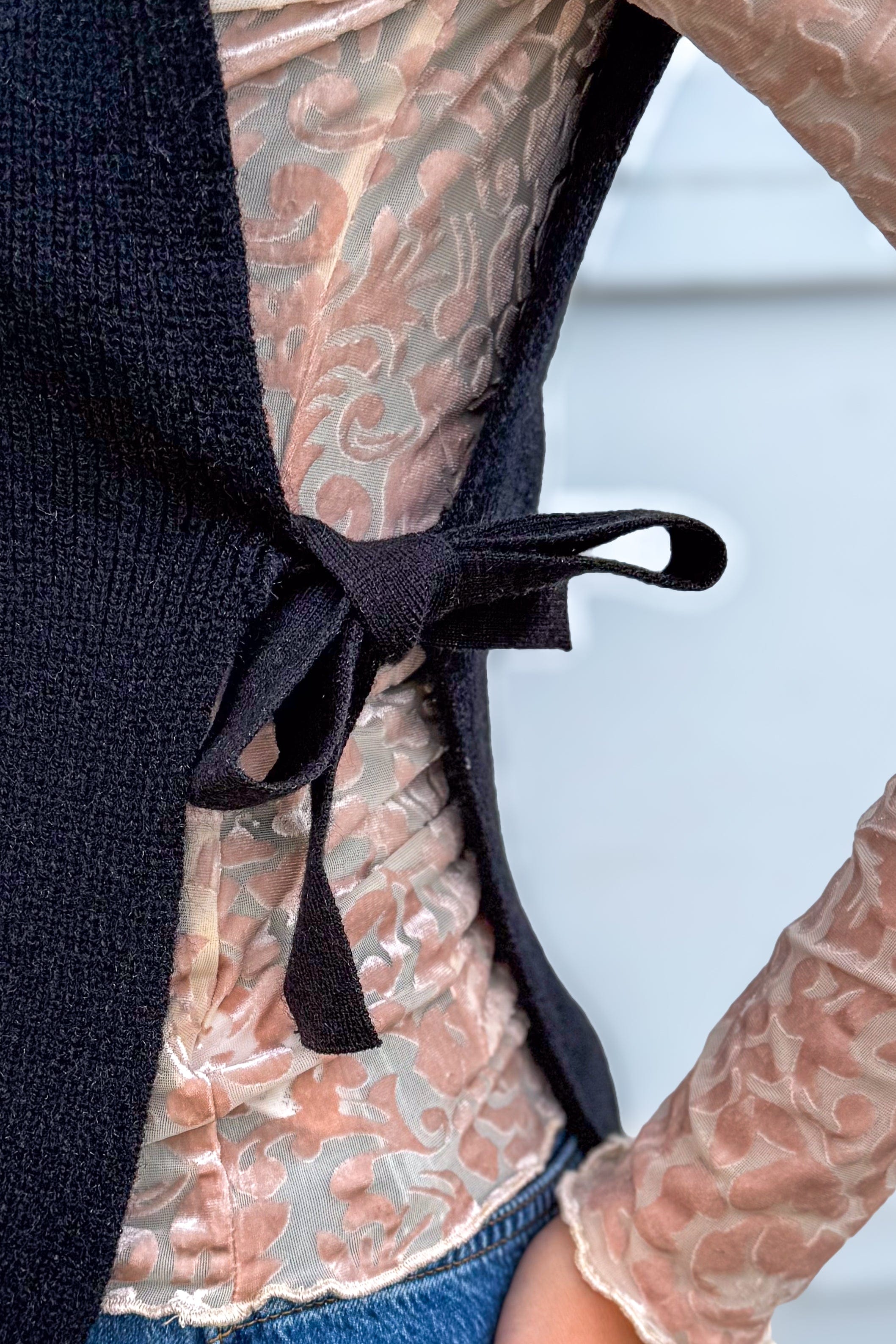 Black Side Tied Stripe Sweater Vest detail
