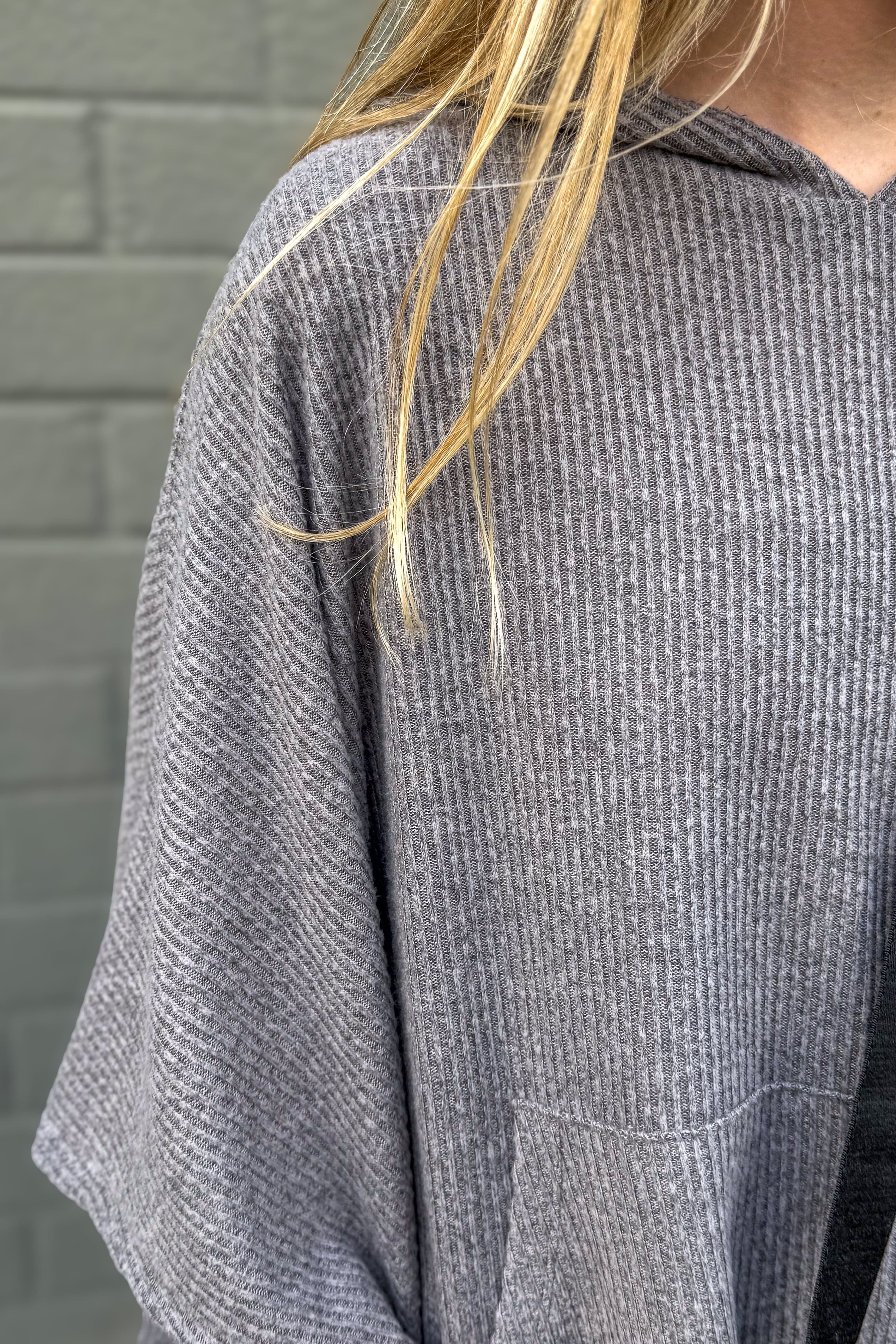 Charcoal Horizon Ribbed Hooded Poncho detail