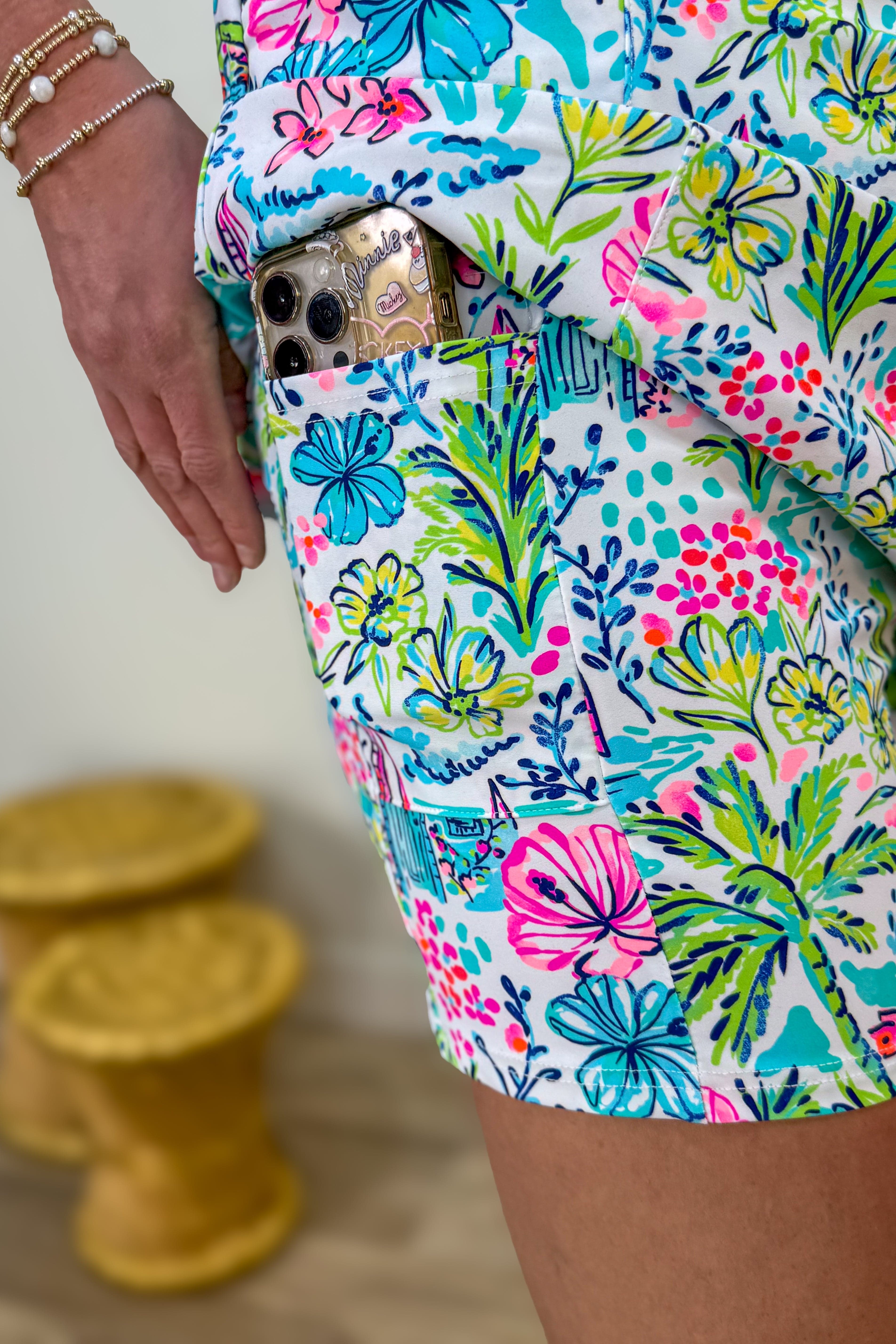 White Island Getaway Print Mid Zip Mock Neck Dress Set Dtailed