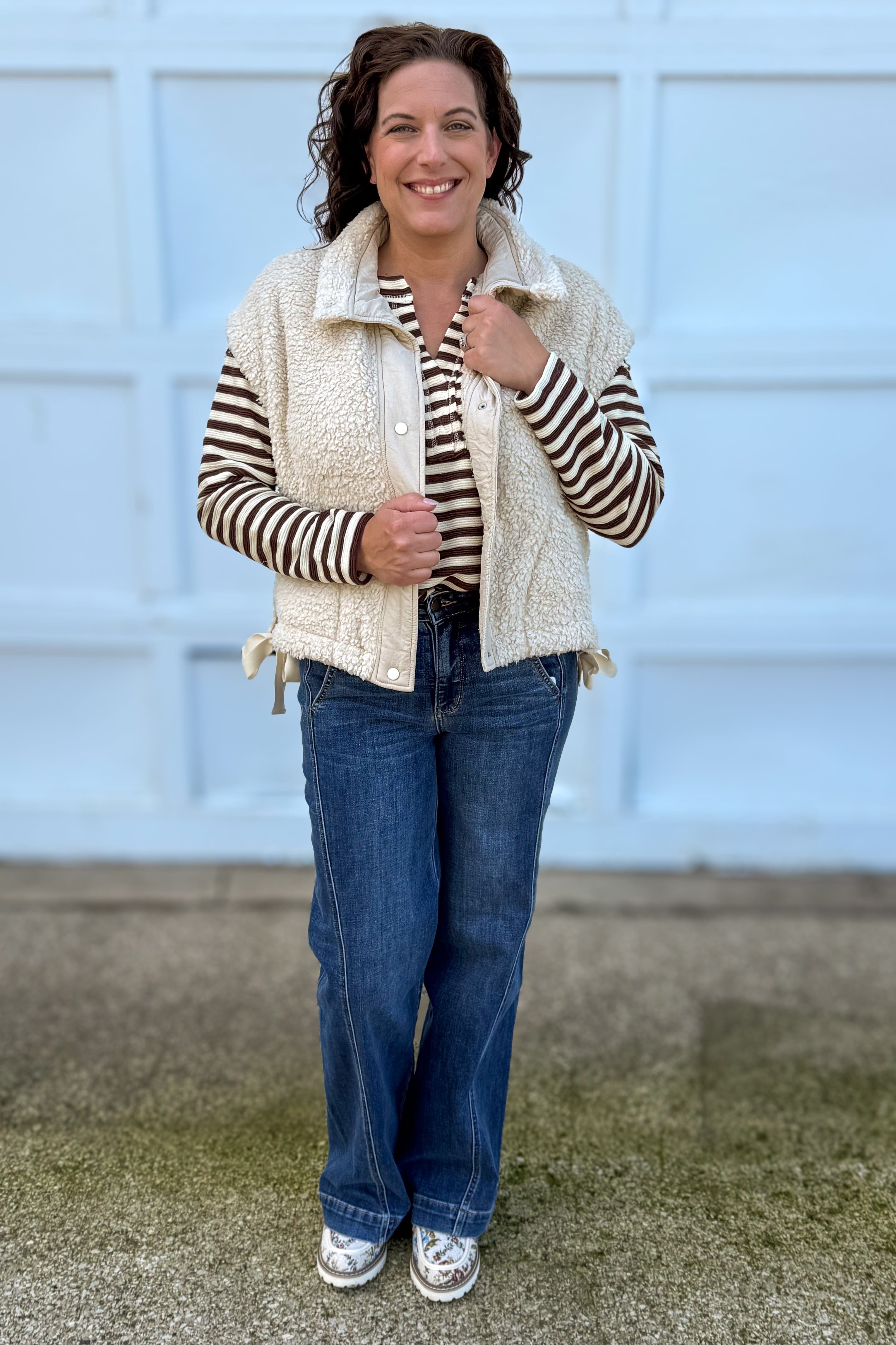 Sand Beige Oversized Faux Fur Vest