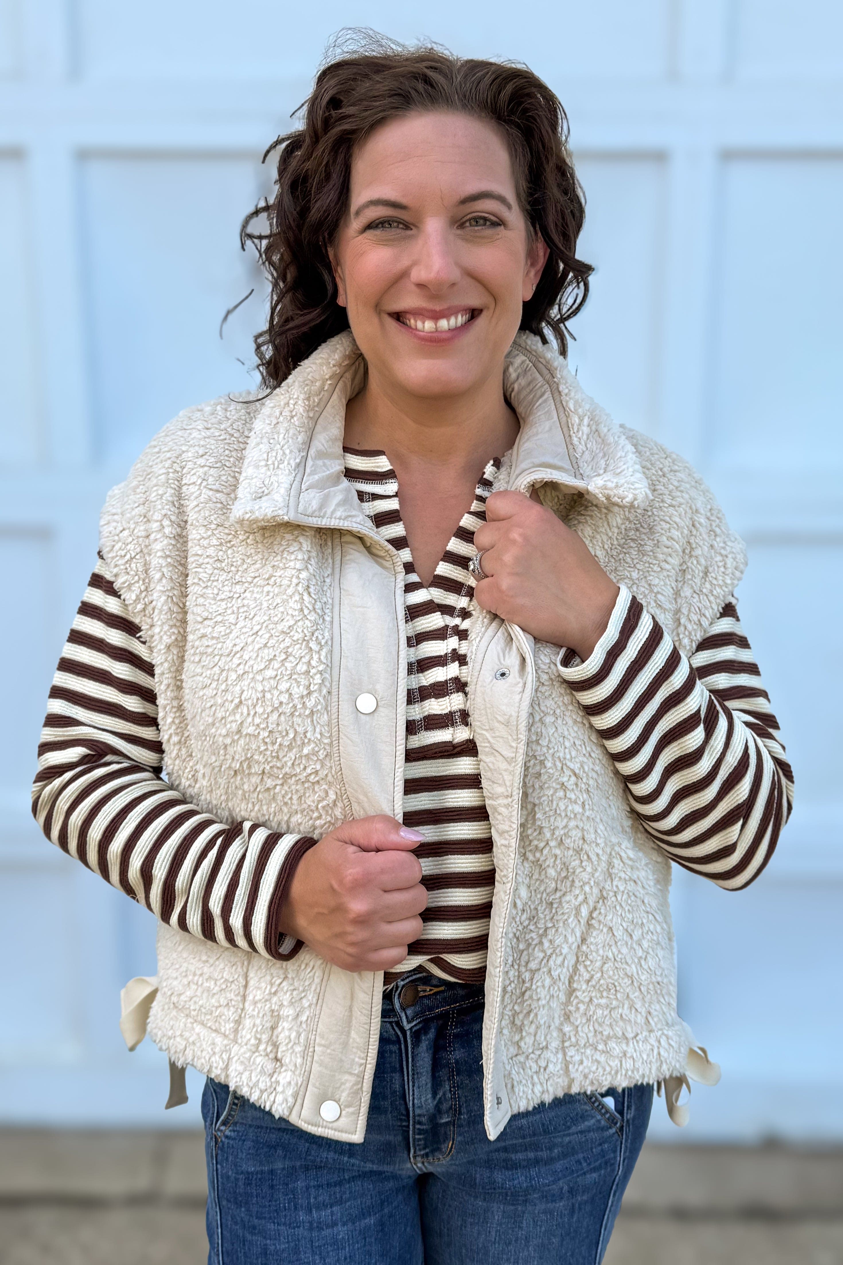 Sand Beige Oversized Faux Fur Vest