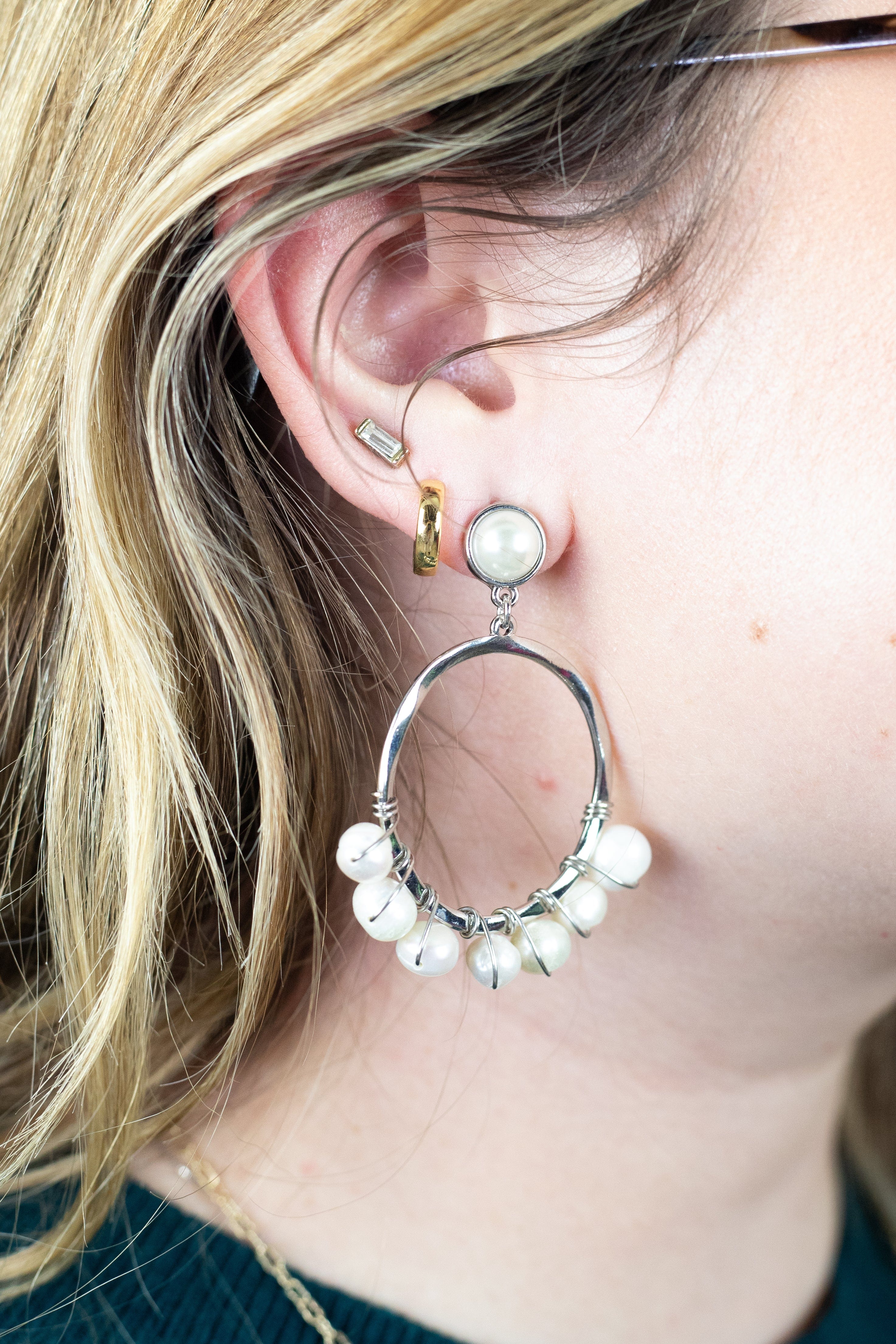 Black Pearl Party Hoop Earring