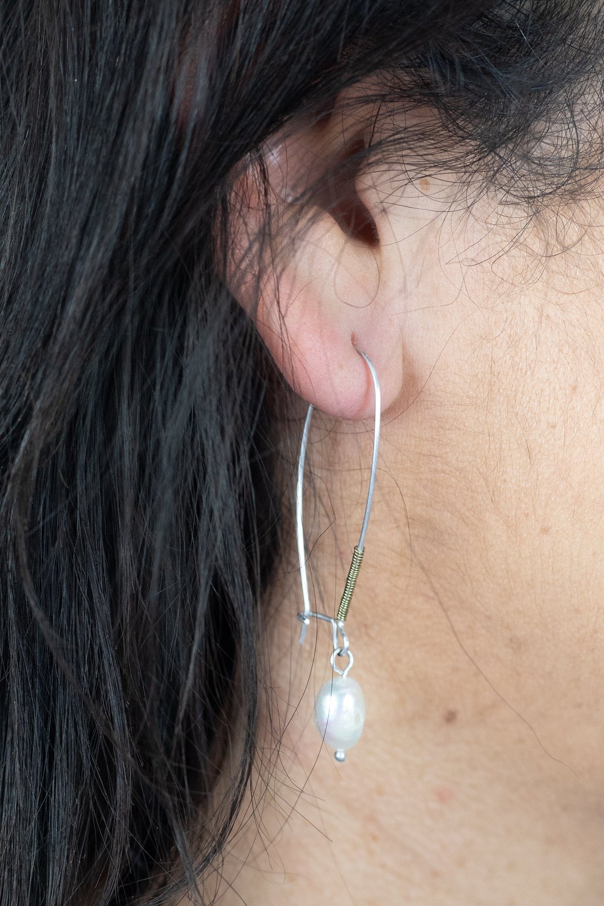 Silver Pearl Droplet Earring
