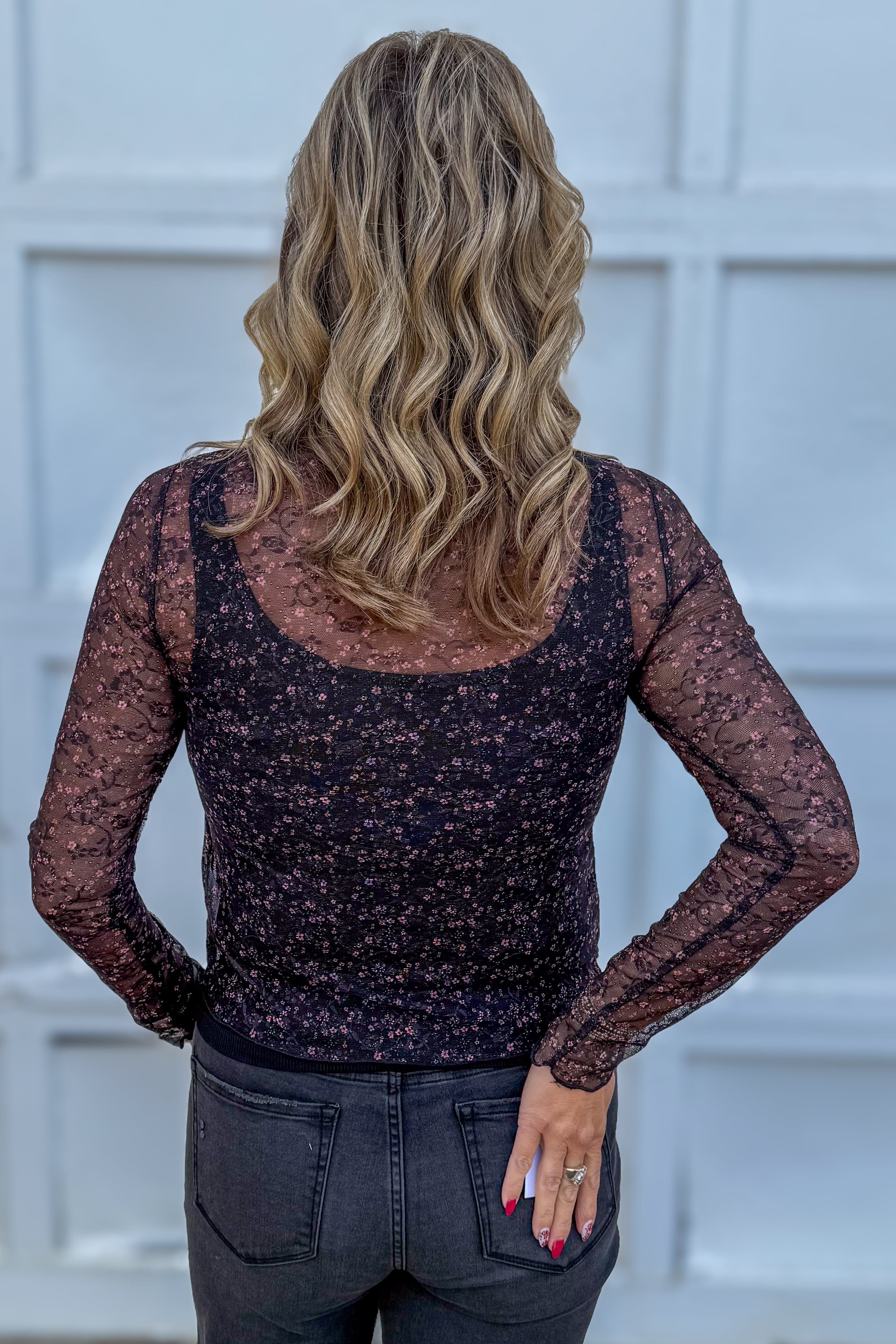 Black Ribbon Pattern Lace Layering Top back