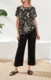 Quartz Printed Crew Neck Top w/Side Ruching