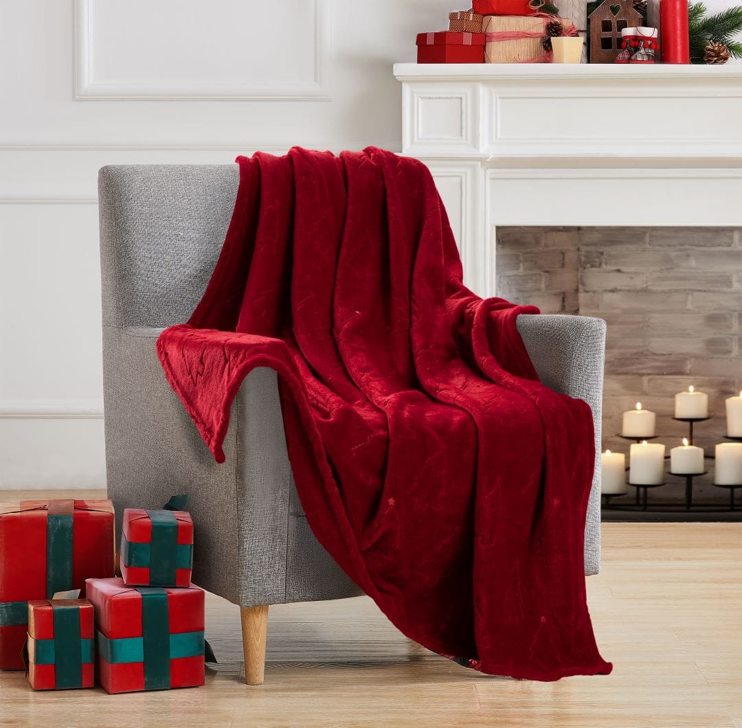 Red Christmas Tree Embossed Throw 50x70