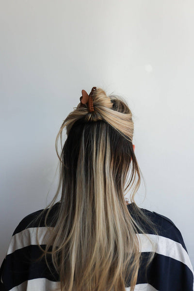 KAXI MINI WAVY HOLD EVERYTHING CLAW: PUNCH PINK