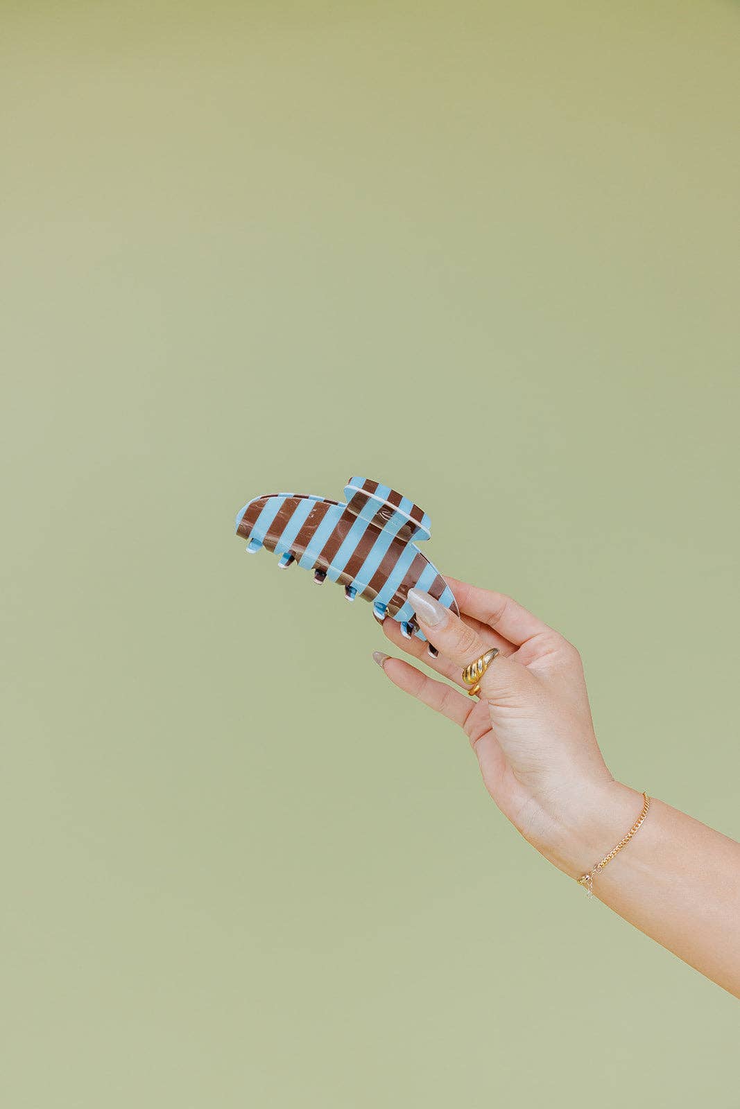 POLKA DOT & STRIPED OVERSIZED CLAWS: BROWN AND CREAM STRIPED