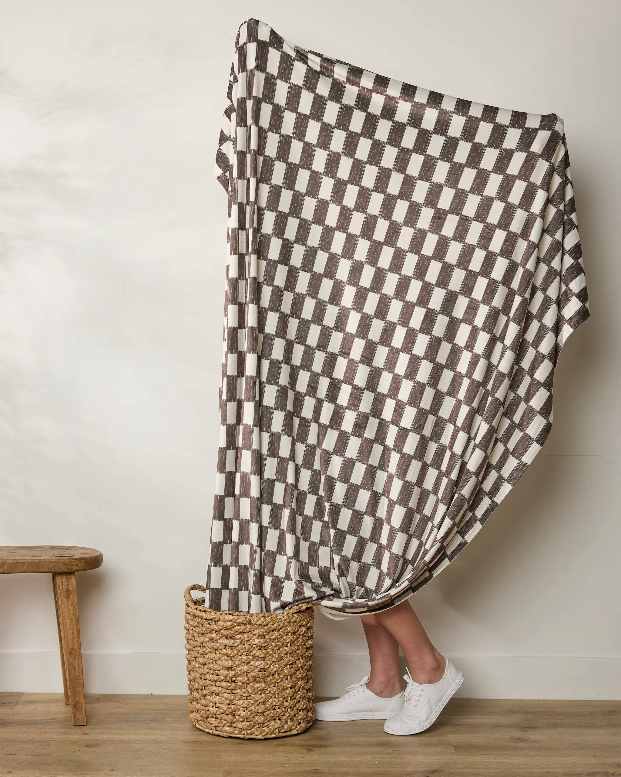 Hot Coa Coa Butter Blanket: Medium - 50" x 60"