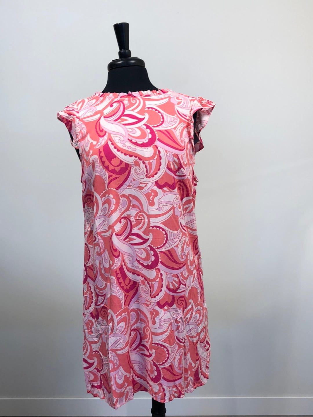 Coral Paisley Sleevless Dress