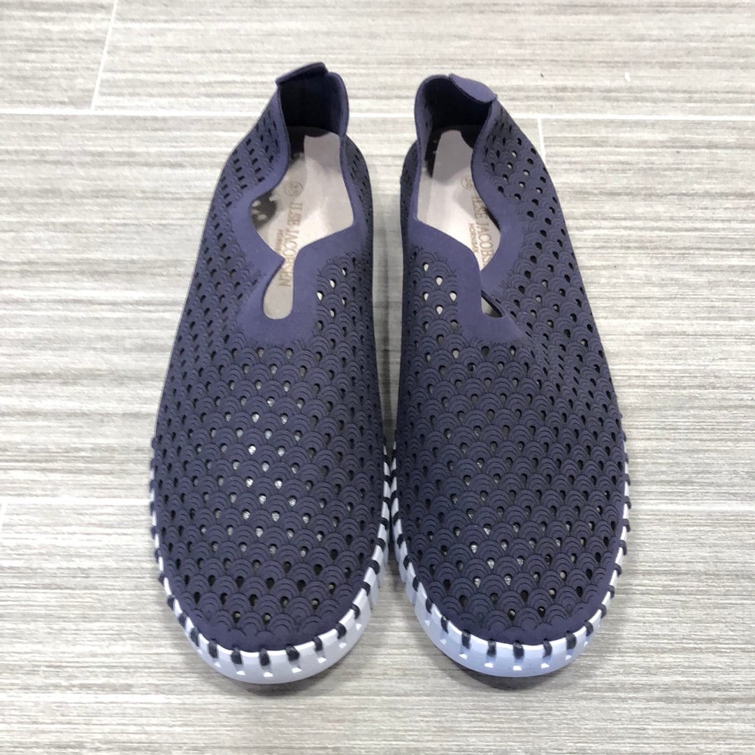 Navy Tulip Slip On Ilse Jacobson