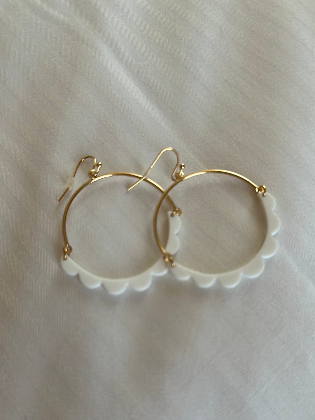 White Scallop Earring