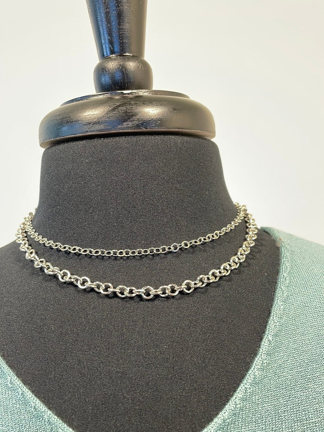 Silver Chain Layer Necklace