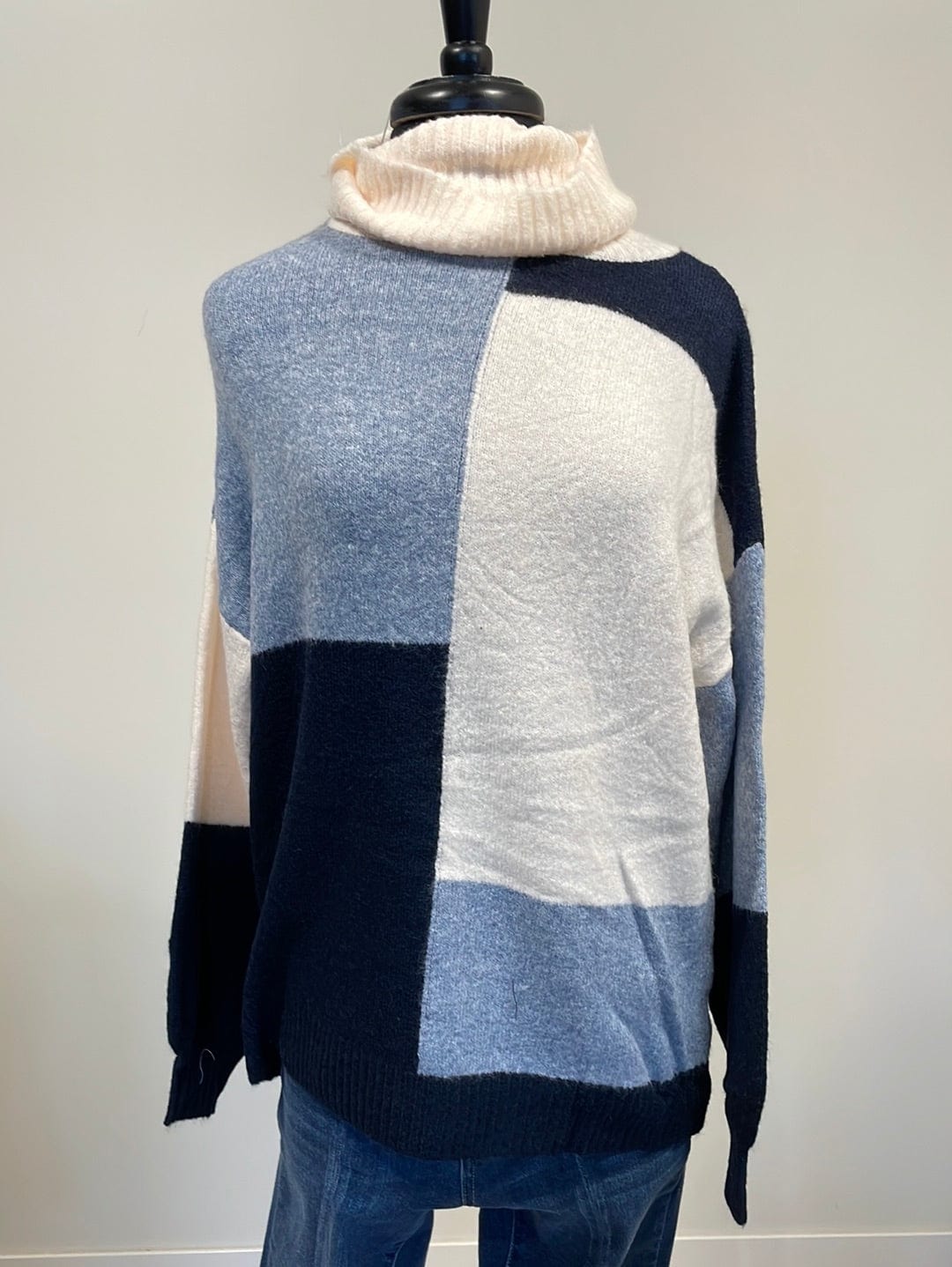 Blues Long Balloon Sleeve Pullover