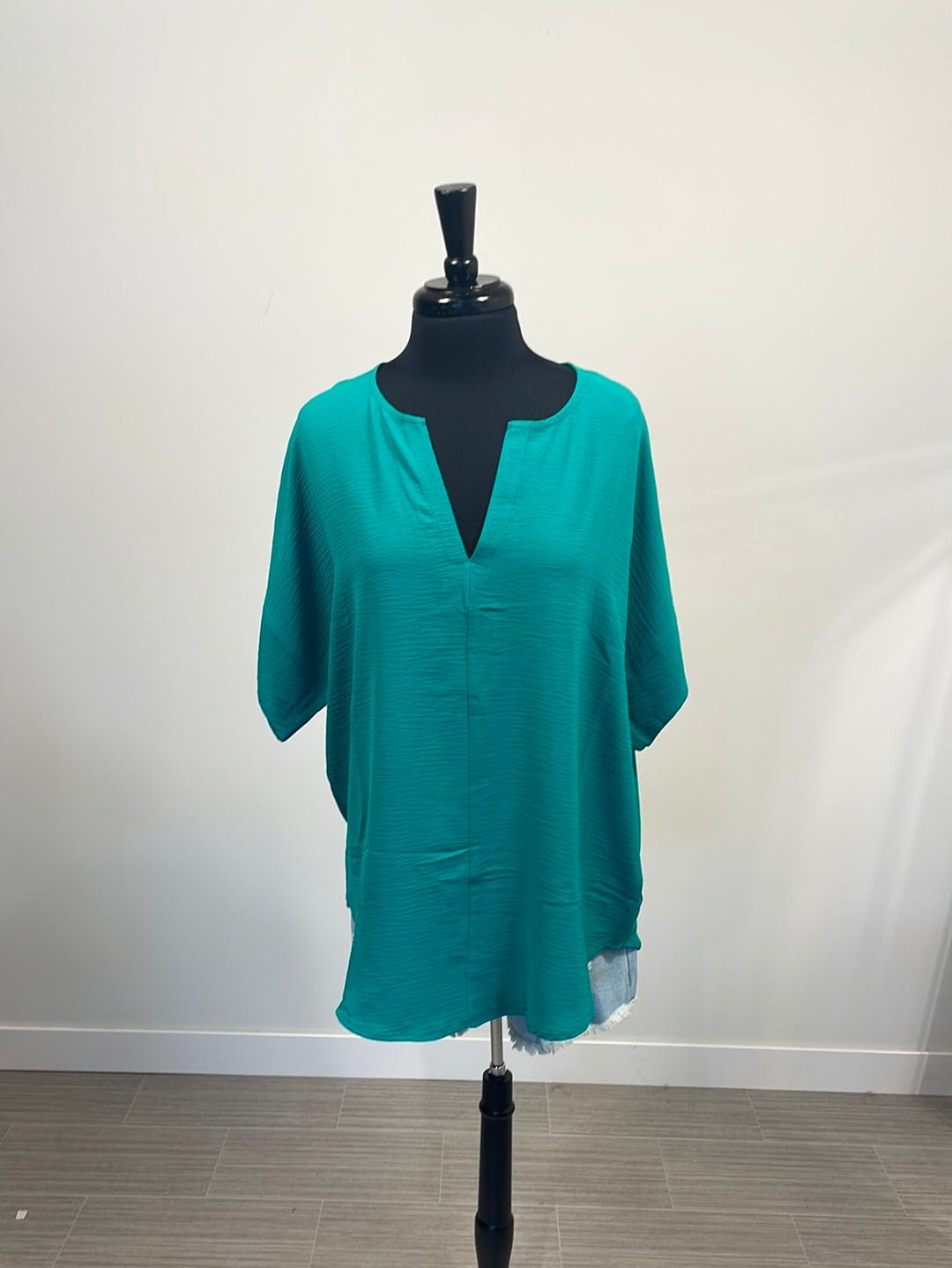 Kelly Green Breezy V-Neck Blouse