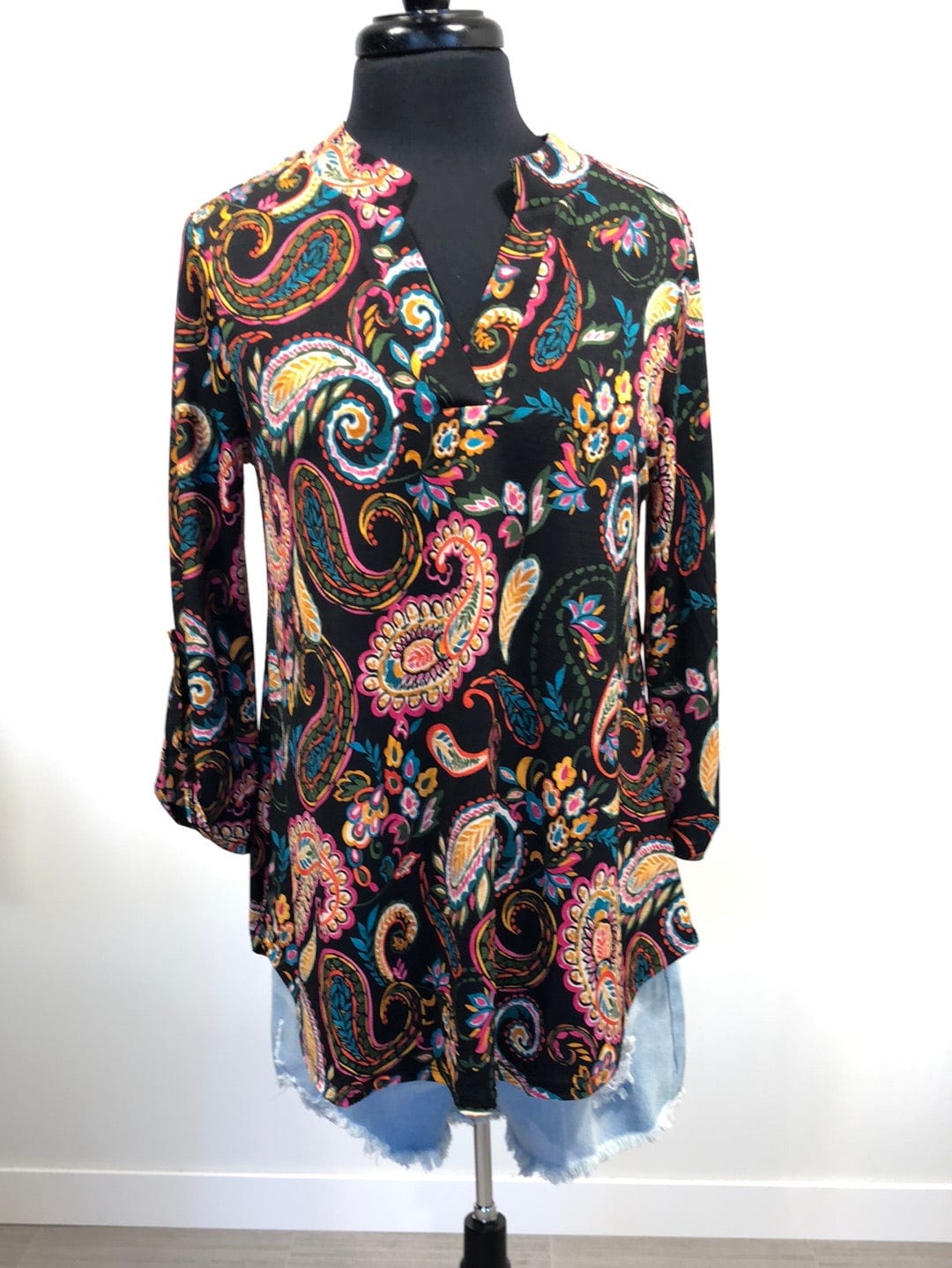 Black Bright Paisley Lizzy Top