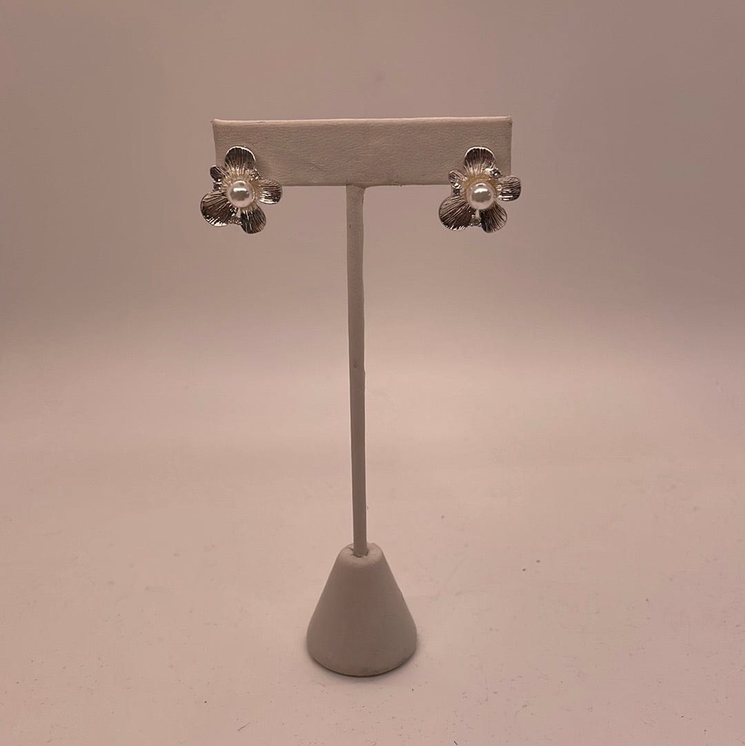 Silver Pearl Flower Earring