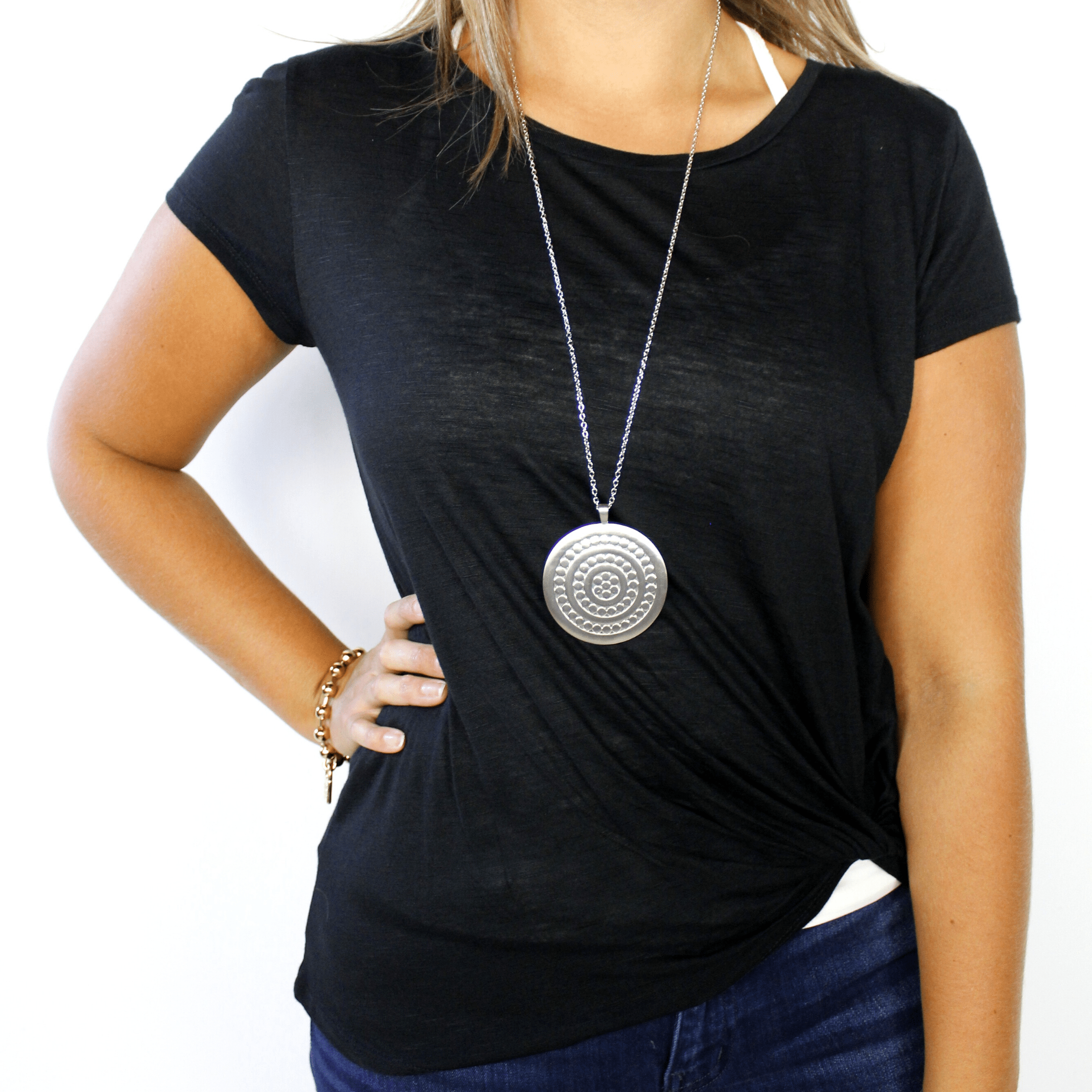 Satin Circle Pendant Necklace