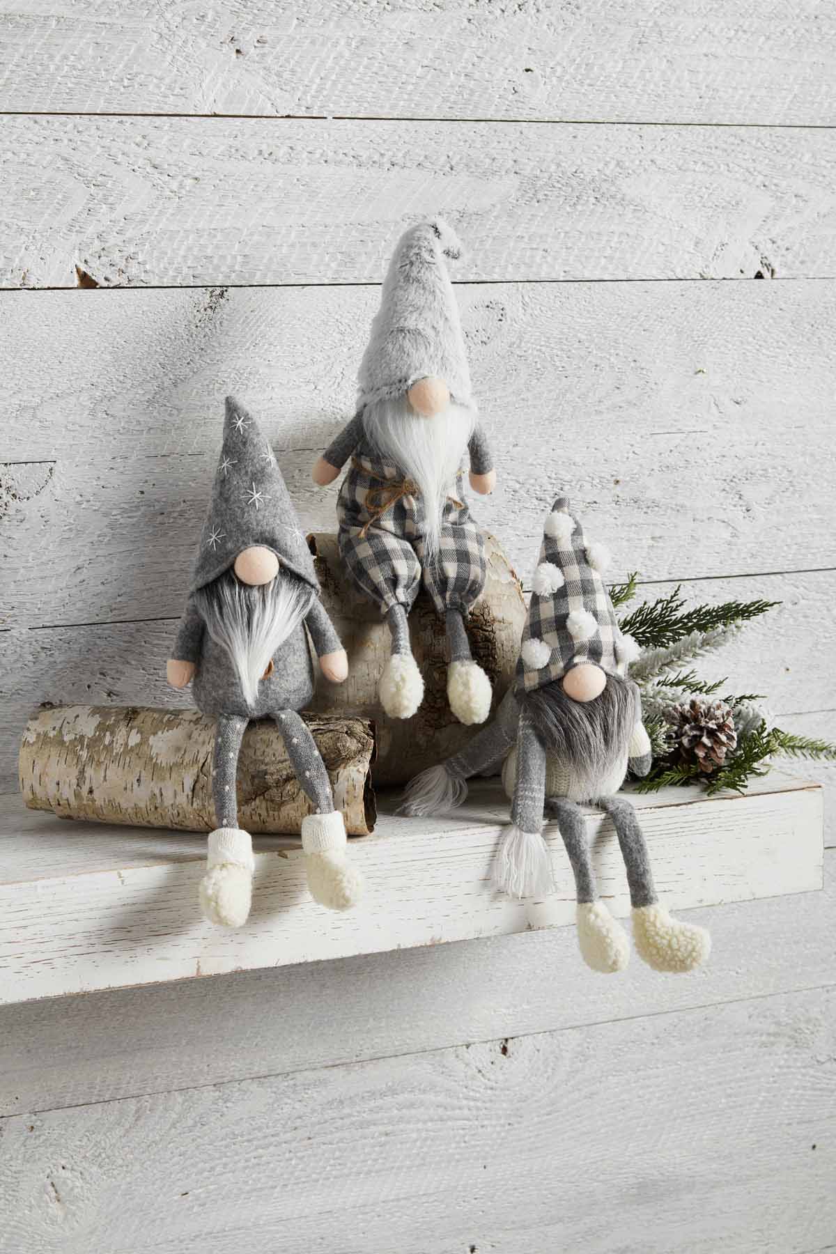Neutral Dangle Leg Gnome
