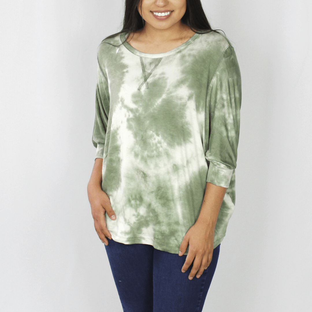 Green tie-dye 3/4 length sleeve shirt